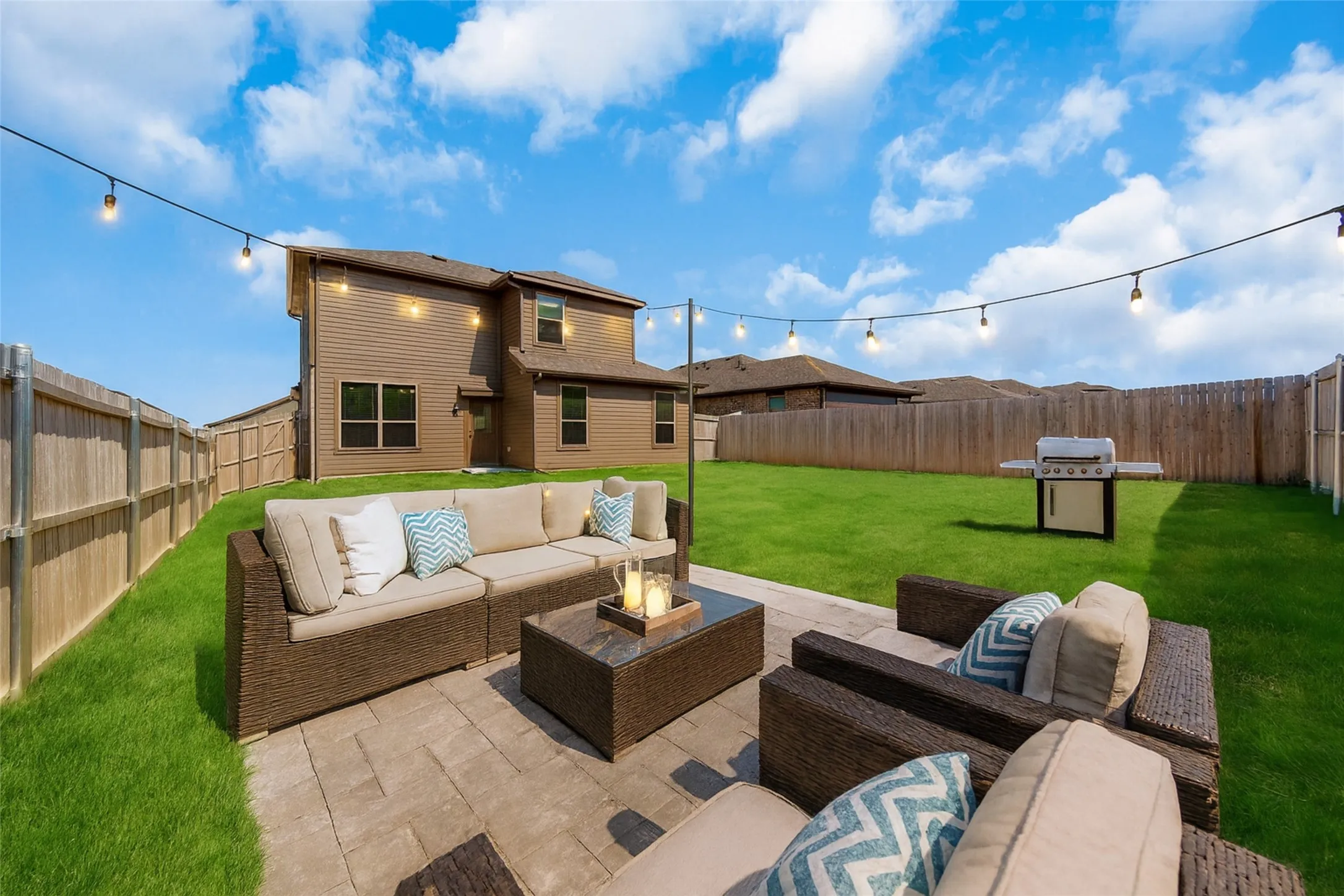 Single Family Residence For Rent in Kaufman County , 217 Still Glen Drive, Terrell, Texas 75160, 4 Bedroom, 3 Bathroom, 2 Garage spaces, 1,731 Sqft, built in 2023, mls#21370993, Real Estate Agent in Terrell, Homes For Rent in Kaufman county, Homes For Rent in Terrell, Realtor in Terrell Texas, Real Estate Brokerage Independent Realty Texas, Luminita Cordes Realtor