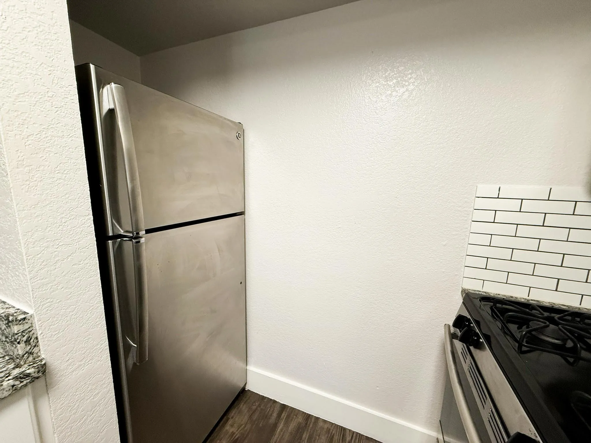 Apartment For Rent in Tarrant County , 5928 Fletcher Avenue 8, Fort Worth, Texas 76107, 1 Bedroom, 1 Bathroom, Garage spaces, 588 Sqft, built in 1965, mls#21370991, Real Estate Agent in Fort Worth, Homes For Rent in Tarrant county, Homes For Rent in Fort Worth, Realtor in Fort Worth Texas, Real Estate Brokerage Independent Realty Texas, Luminita Cordes Realtor