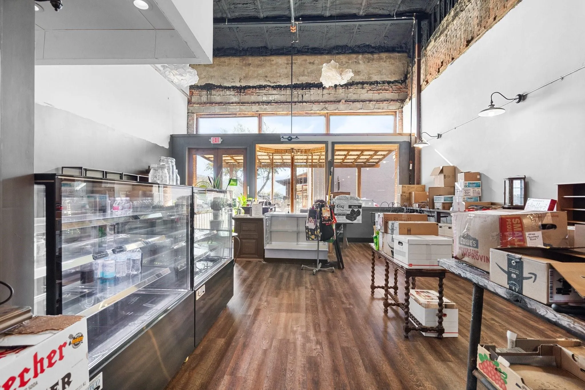 Business For Rent in Collin County , 107 S Main Street, Farmersville, Texas 75442, 0, 0, Garage spaces, 1,800 Sqft, built in 1930, mls#21370623, Real Estate Agent in Farmersville, Homes For Rent in Collin county, Homes For Rent in Farmersville, Realtor in Farmersville Texas, Real Estate Brokerage Independent Realty Texas, Luminita Cordes Realtor