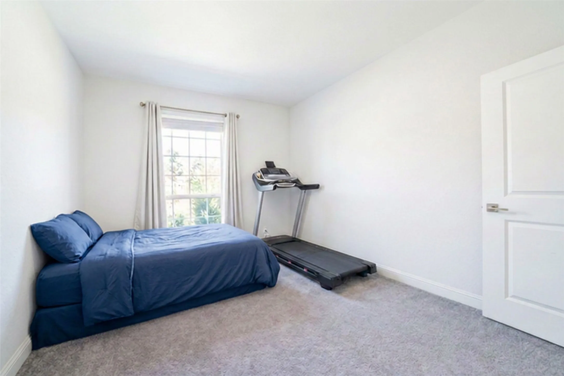 Single Family Residence For Sale in Denton County , 2609 Hammock Lake Drive, Little Elm, Texas 75068, 5 Bedroom, 5 Bathroom, 2 Garage spaces, 3,956 Sqft, built in 2019, mls#21370987, Real Estate Agent in Little Elm, Homes For Sale in Denton county, Homes For Sale in Little Elm, Realtor in Little Elm Texas, Real Estate Brokerage Independent Realty Texas, Luminita Cordes Realtor