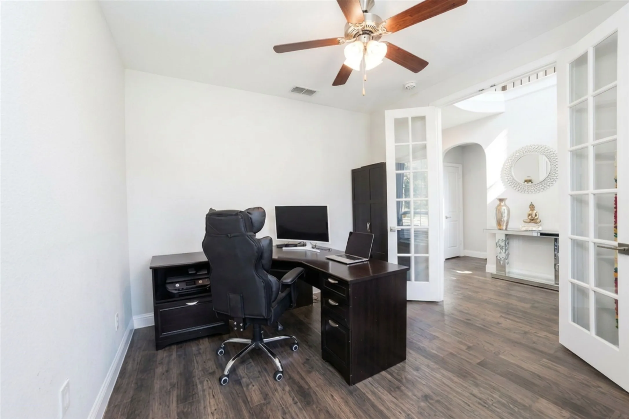 Single Family Residence For Sale in Denton County , 2609 Hammock Lake Drive, Little Elm, Texas 75068, 5 Bedroom, 5 Bathroom, 2 Garage spaces, 3,956 Sqft, built in 2019, mls#21370987, Real Estate Agent in Little Elm, Homes For Sale in Denton county, Homes For Sale in Little Elm, Realtor in Little Elm Texas, Real Estate Brokerage Independent Realty Texas, Luminita Cordes Realtor