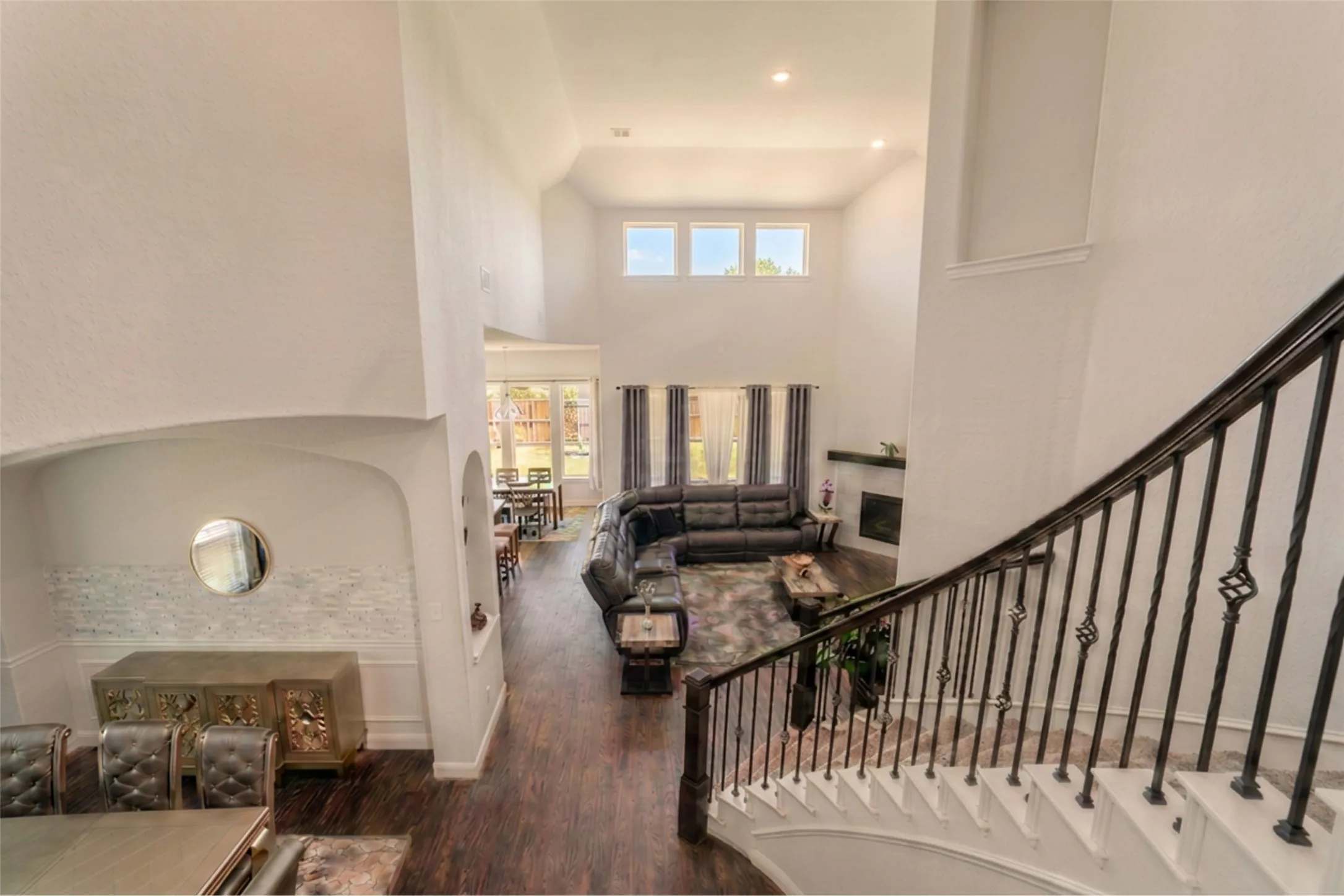Single Family Residence For Sale in Denton County , 2609 Hammock Lake Drive, Little Elm, Texas 75068, 5 Bedroom, 5 Bathroom, 2 Garage spaces, 3,956 Sqft, built in 2019, mls#21370987, Real Estate Agent in Little Elm, Homes For Sale in Denton county, Homes For Sale in Little Elm, Realtor in Little Elm Texas, Real Estate Brokerage Independent Realty Texas, Luminita Cordes Realtor