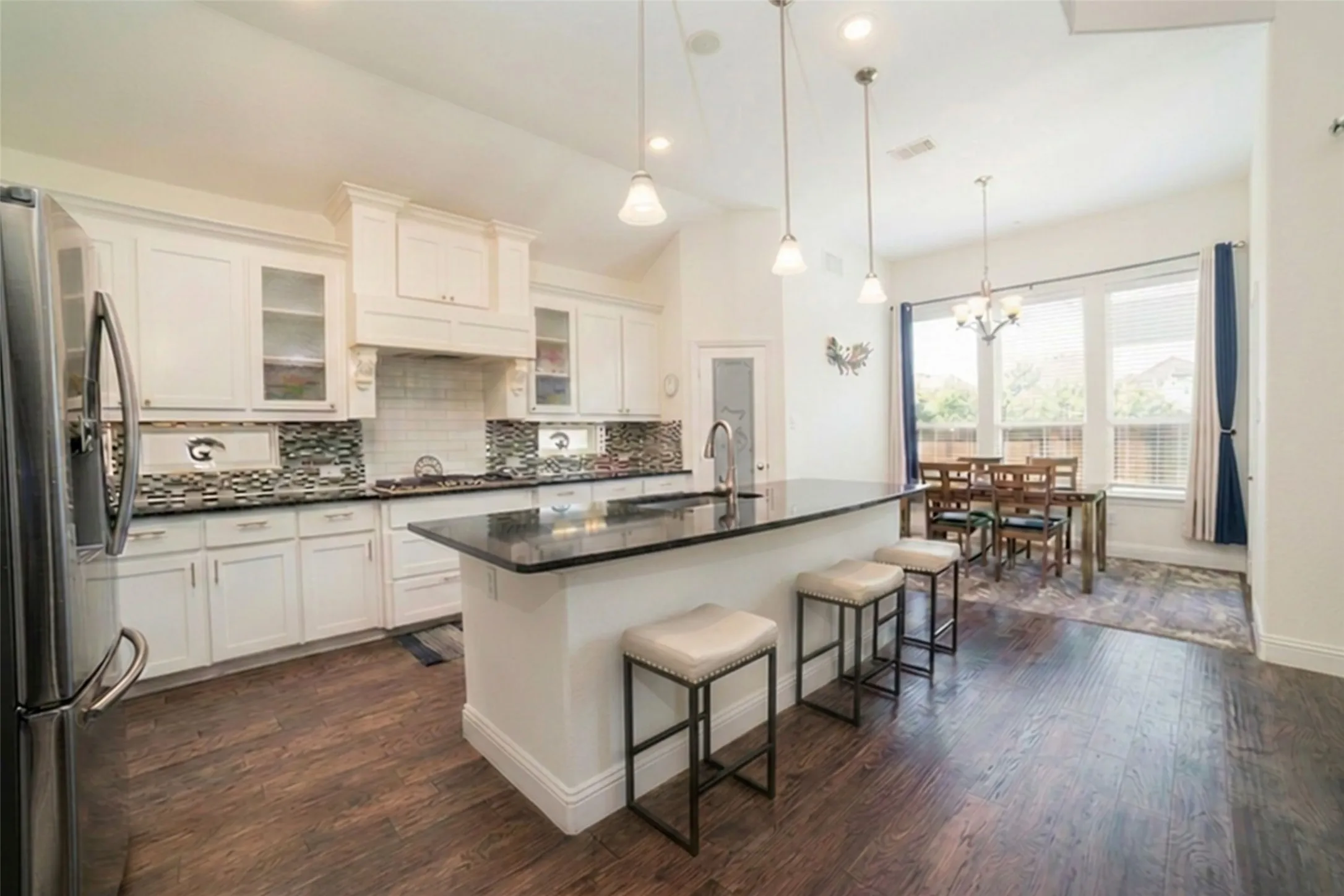 Single Family Residence For Sale in Denton County , 2609 Hammock Lake Drive, Little Elm, Texas 75068, 5 Bedroom, 5 Bathroom, 2 Garage spaces, 3,956 Sqft, built in 2019, mls#21370987, Real Estate Agent in Little Elm, Homes For Sale in Denton county, Homes For Sale in Little Elm, Realtor in Little Elm Texas, Real Estate Brokerage Independent Realty Texas, Luminita Cordes Realtor