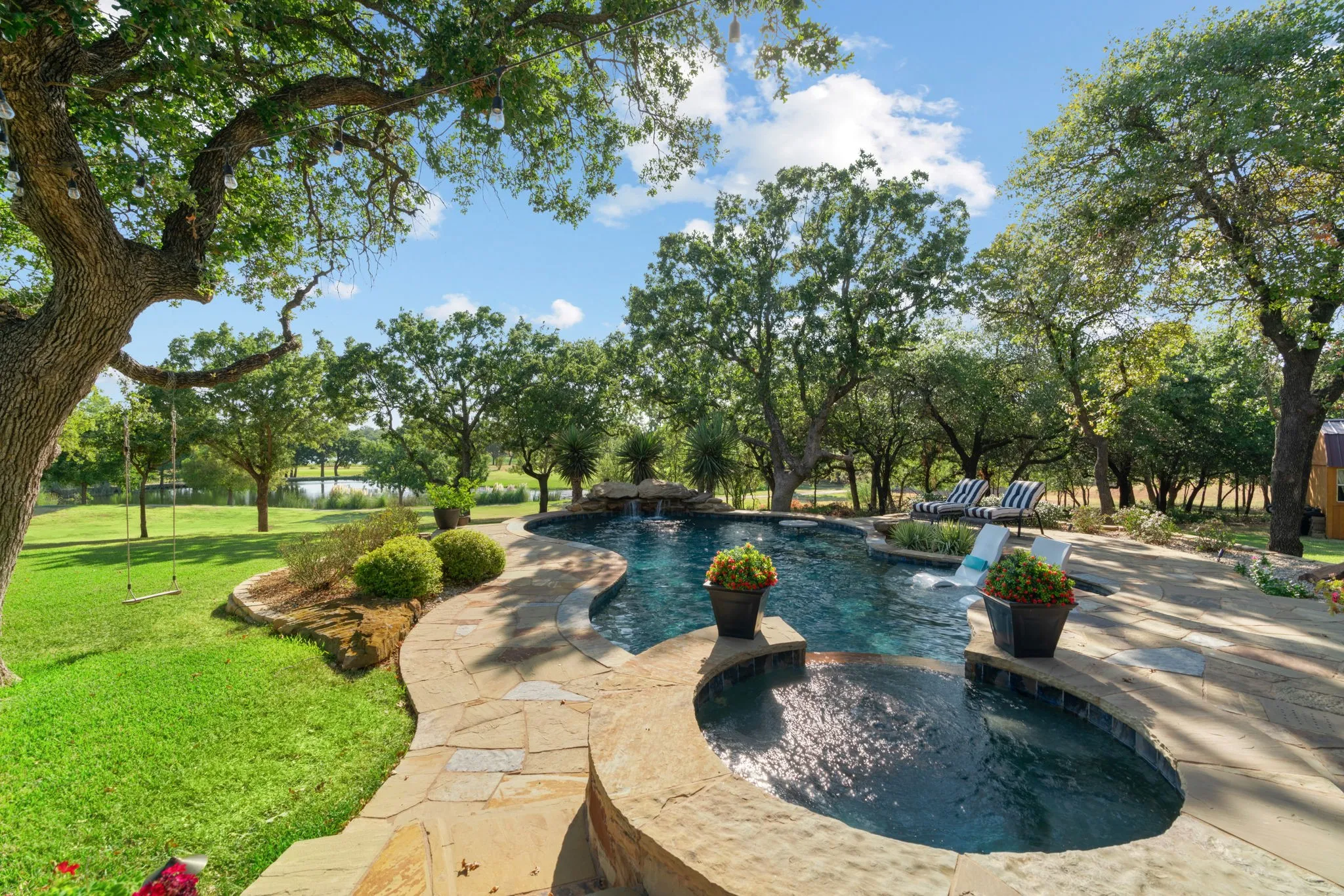 Single Family Residence For Sale in Eastland County , 173 Oakwood Trail, Eastland, Texas 76448, 3 Bedroom, 3 Bathroom, 3 Garage spaces, 2,770 Sqft, built in 2013, mls#21368549, Real Estate Agent in Eastland, Homes For Sale in Eastland county, Homes For Sale in Eastland, Realtor in Eastland Texas, Real Estate Brokerage Independent Realty Texas, Luminita Cordes Realtor