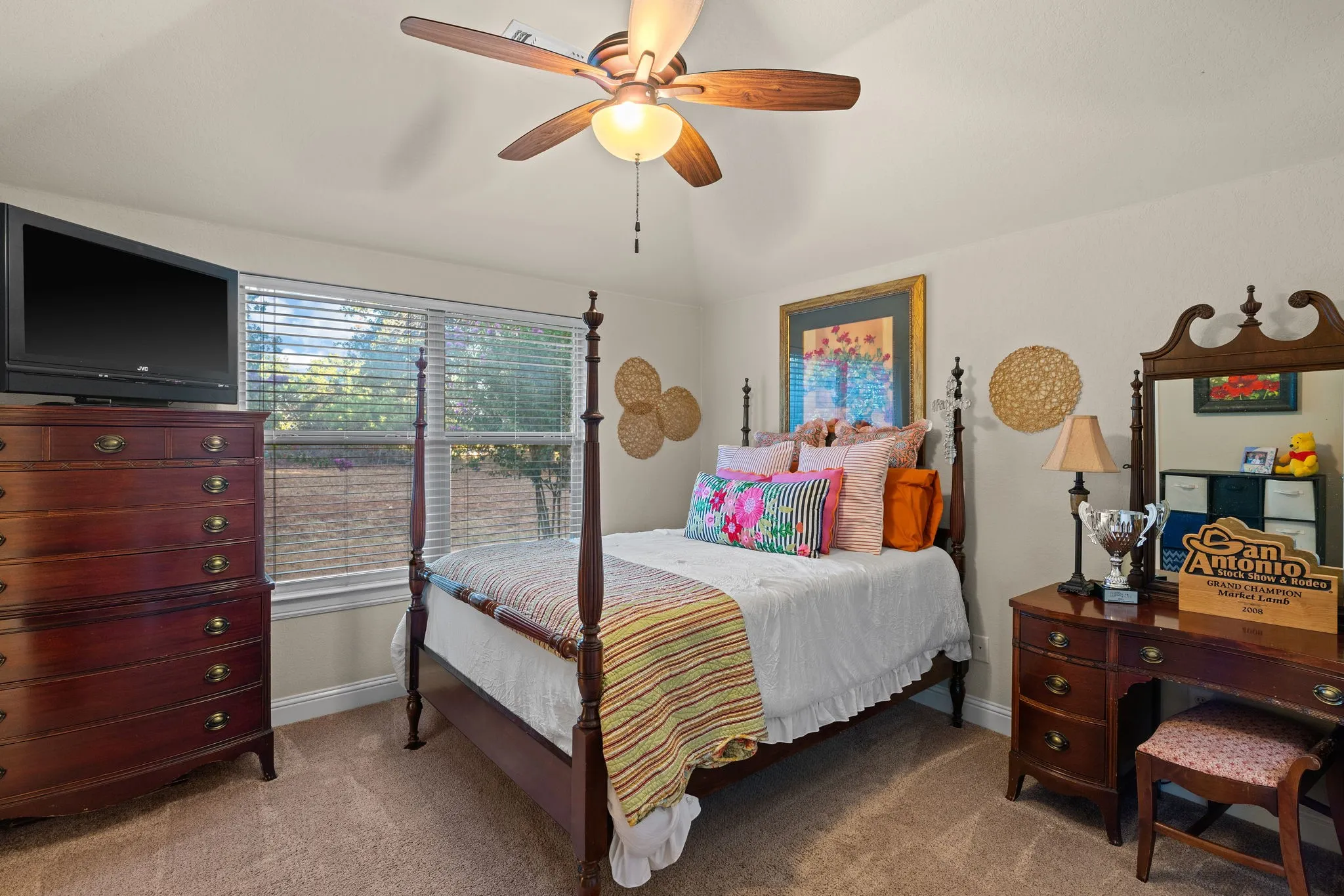 Single Family Residence For Sale in Eastland County , 173 Oakwood Trail, Eastland, Texas 76448, 3 Bedroom, 3 Bathroom, 3 Garage spaces, 2,770 Sqft, built in 2013, mls#21368549, Real Estate Agent in Eastland, Homes For Sale in Eastland county, Homes For Sale in Eastland, Realtor in Eastland Texas, Real Estate Brokerage Independent Realty Texas, Luminita Cordes Realtor