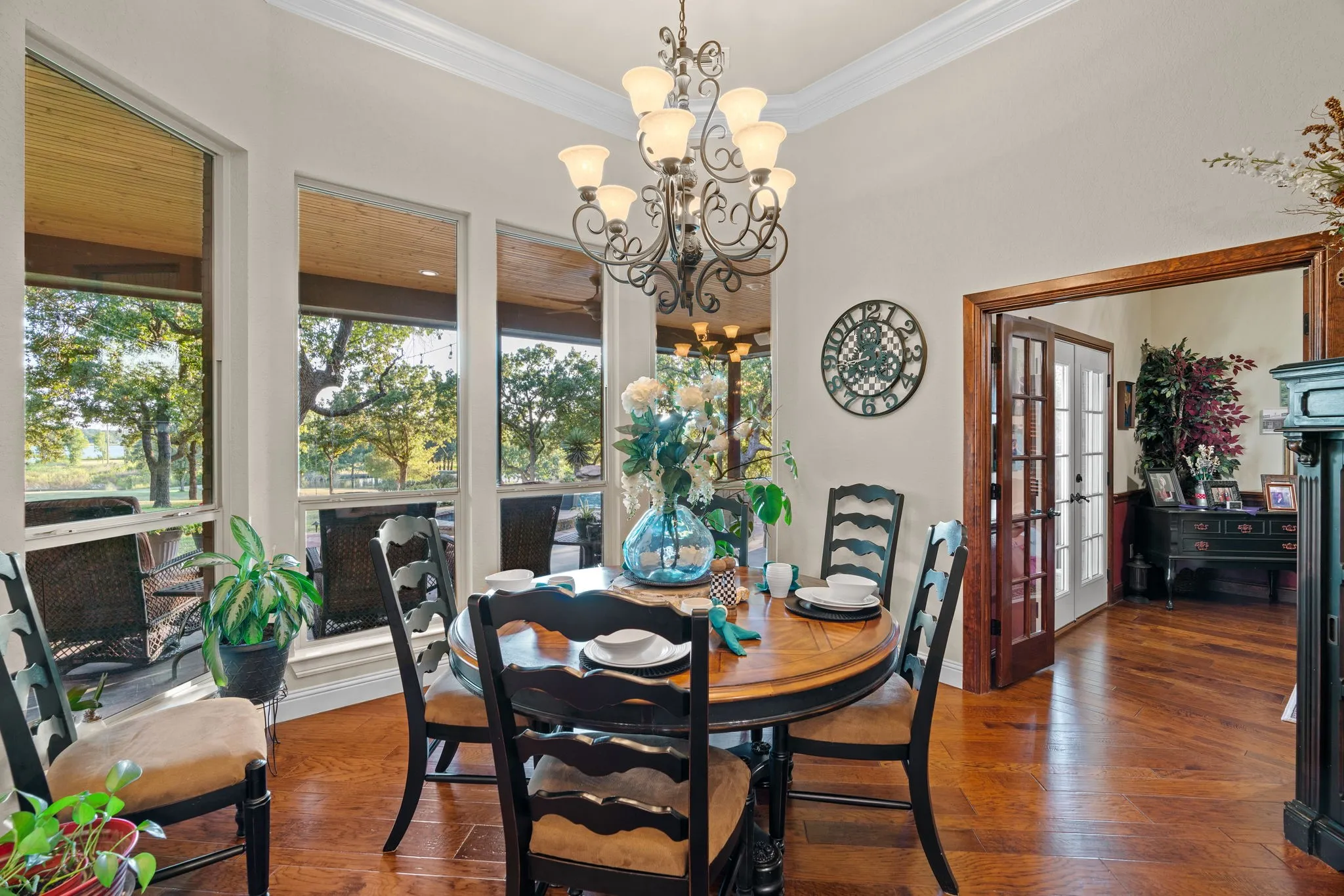 Single Family Residence For Sale in Eastland County , 173 Oakwood Trail, Eastland, Texas 76448, 3 Bedroom, 3 Bathroom, 3 Garage spaces, 2,770 Sqft, built in 2013, mls#21368549, Real Estate Agent in Eastland, Homes For Sale in Eastland county, Homes For Sale in Eastland, Realtor in Eastland Texas, Real Estate Brokerage Independent Realty Texas, Luminita Cordes Realtor