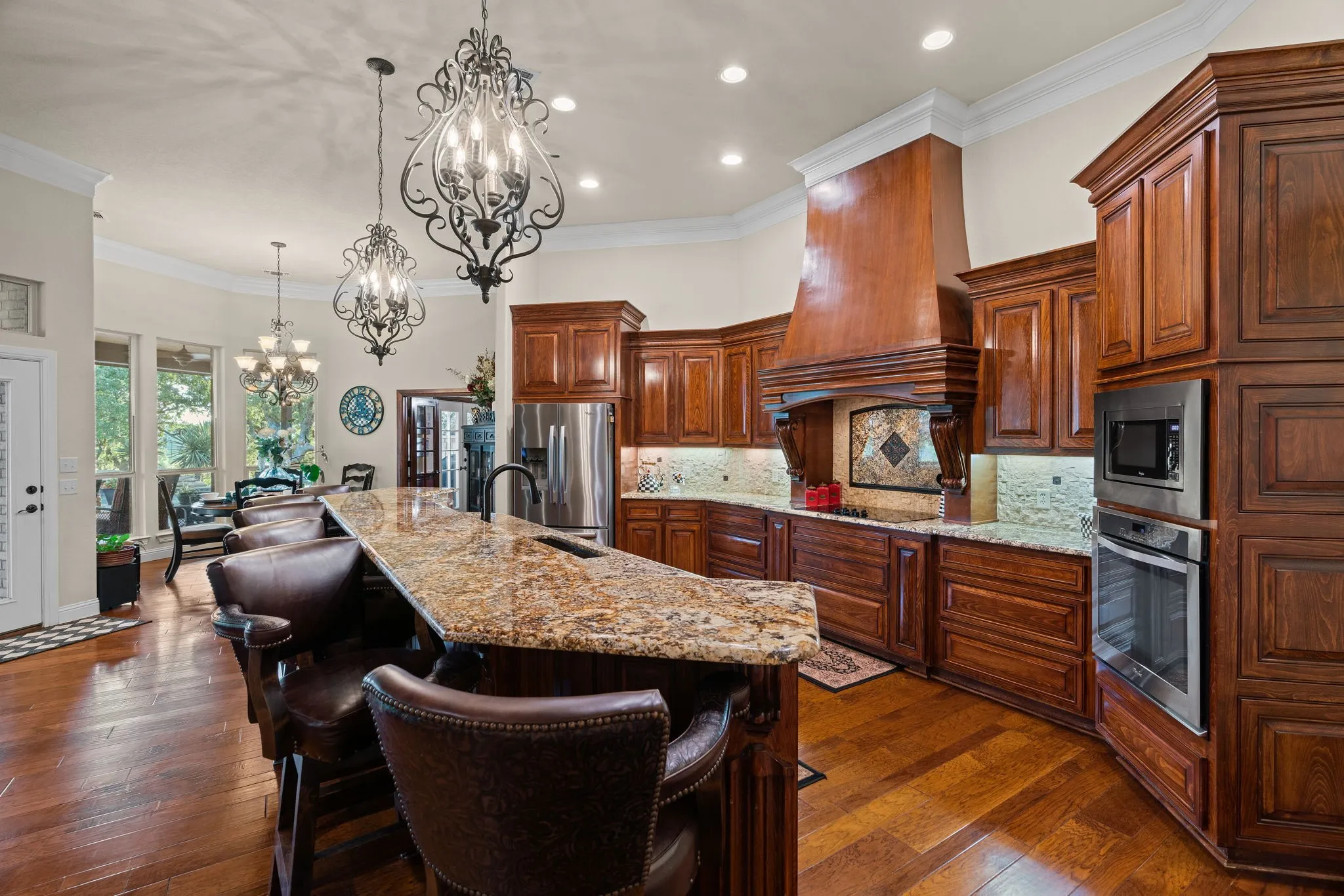 Single Family Residence For Sale in Eastland County , 173 Oakwood Trail, Eastland, Texas 76448, 3 Bedroom, 3 Bathroom, 3 Garage spaces, 2,770 Sqft, built in 2013, mls#21368549, Real Estate Agent in Eastland, Homes For Sale in Eastland county, Homes For Sale in Eastland, Realtor in Eastland Texas, Real Estate Brokerage Independent Realty Texas, Luminita Cordes Realtor