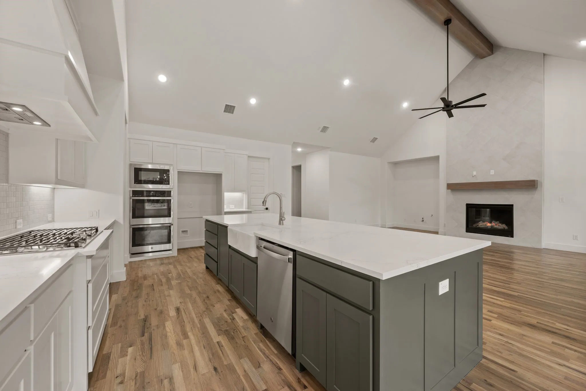 Single Family Residence For Sale in Parker County , 6009 Rolling Creek Court, Aledo, Texas 76008, 4 Bedroom, 4 Bathroom, 3 Garage spaces, 3,444 Sqft, built in 2026, mls#21370999, Real Estate Agent in Aledo, Homes For Sale in Parker county, Homes For Sale in Aledo, Realtor in Aledo Texas, Real Estate Brokerage Independent Realty Texas, Luminita Cordes Realtor