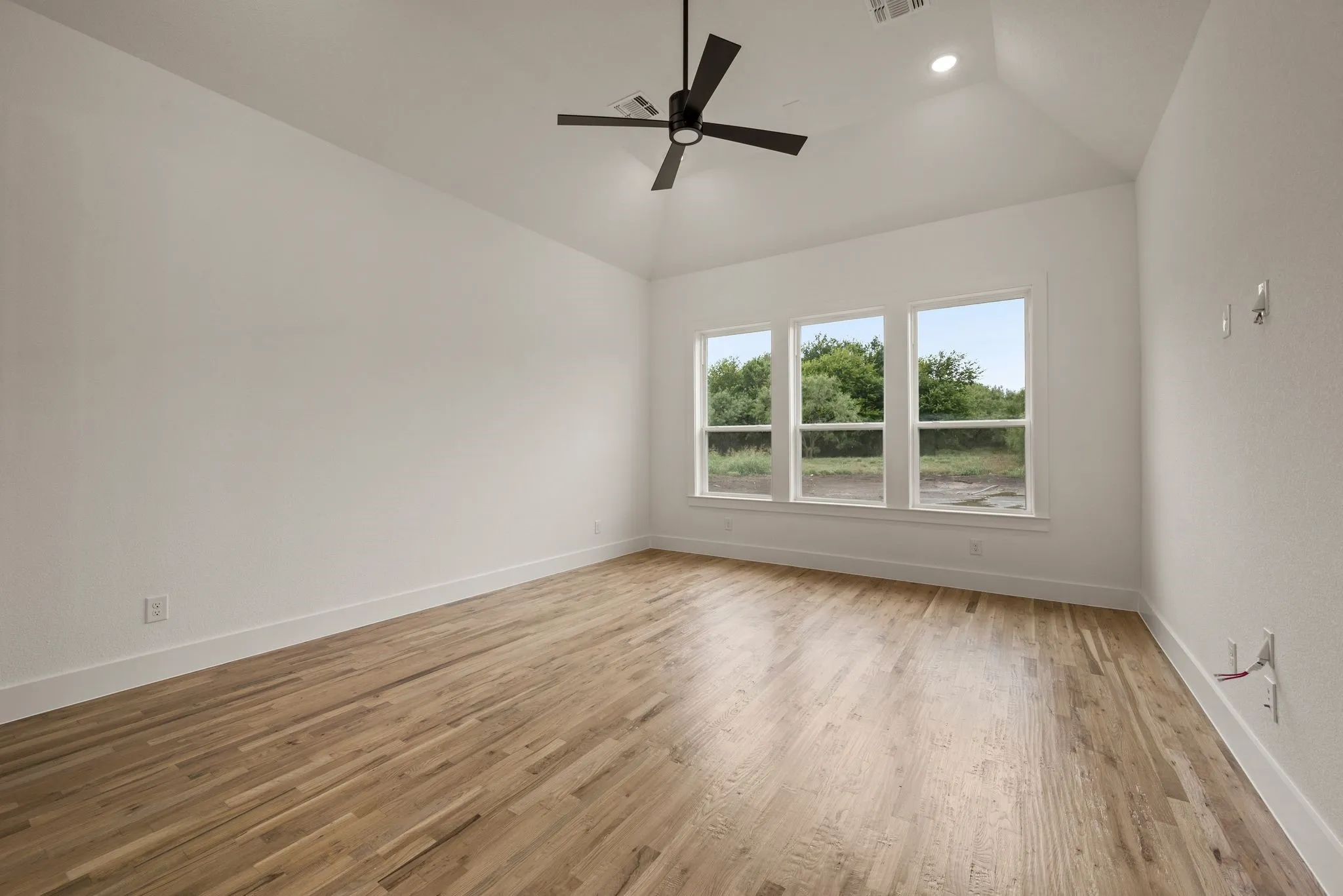 Single Family Residence For Sale in Parker County , 6009 Rolling Creek Court, Aledo, Texas 76008, 4 Bedroom, 4 Bathroom, 3 Garage spaces, 3,444 Sqft, built in 2026, mls#21370999, Real Estate Agent in Aledo, Homes For Sale in Parker county, Homes For Sale in Aledo, Realtor in Aledo Texas, Real Estate Brokerage Independent Realty Texas, Luminita Cordes Realtor