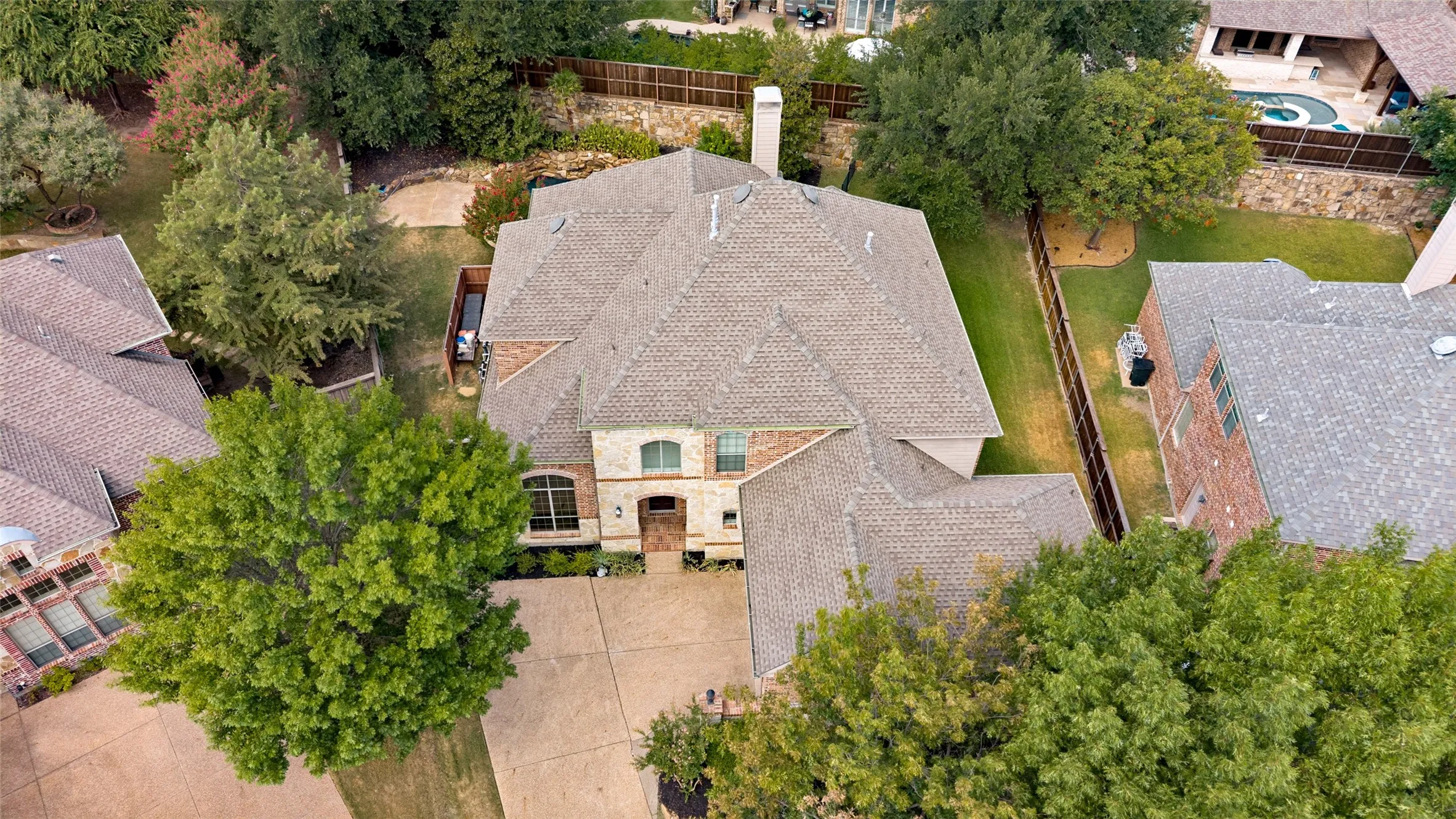 Single Family Residence For Sale in Collin County , 1001 Well Meadow Lane, Mc Kinney, Texas 75071, 5 Bedroom, 4 Bathroom, 3 Garage spaces, 3,848 Sqft, built in 2005, mls#21369157, Real Estate Agent in Mc Kinney, Homes For Sale in Collin county, Homes For Sale in Mc Kinney, Realtor in Mc Kinney Texas, Real Estate Brokerage Independent Realty Texas, Luminita Cordes Realtor