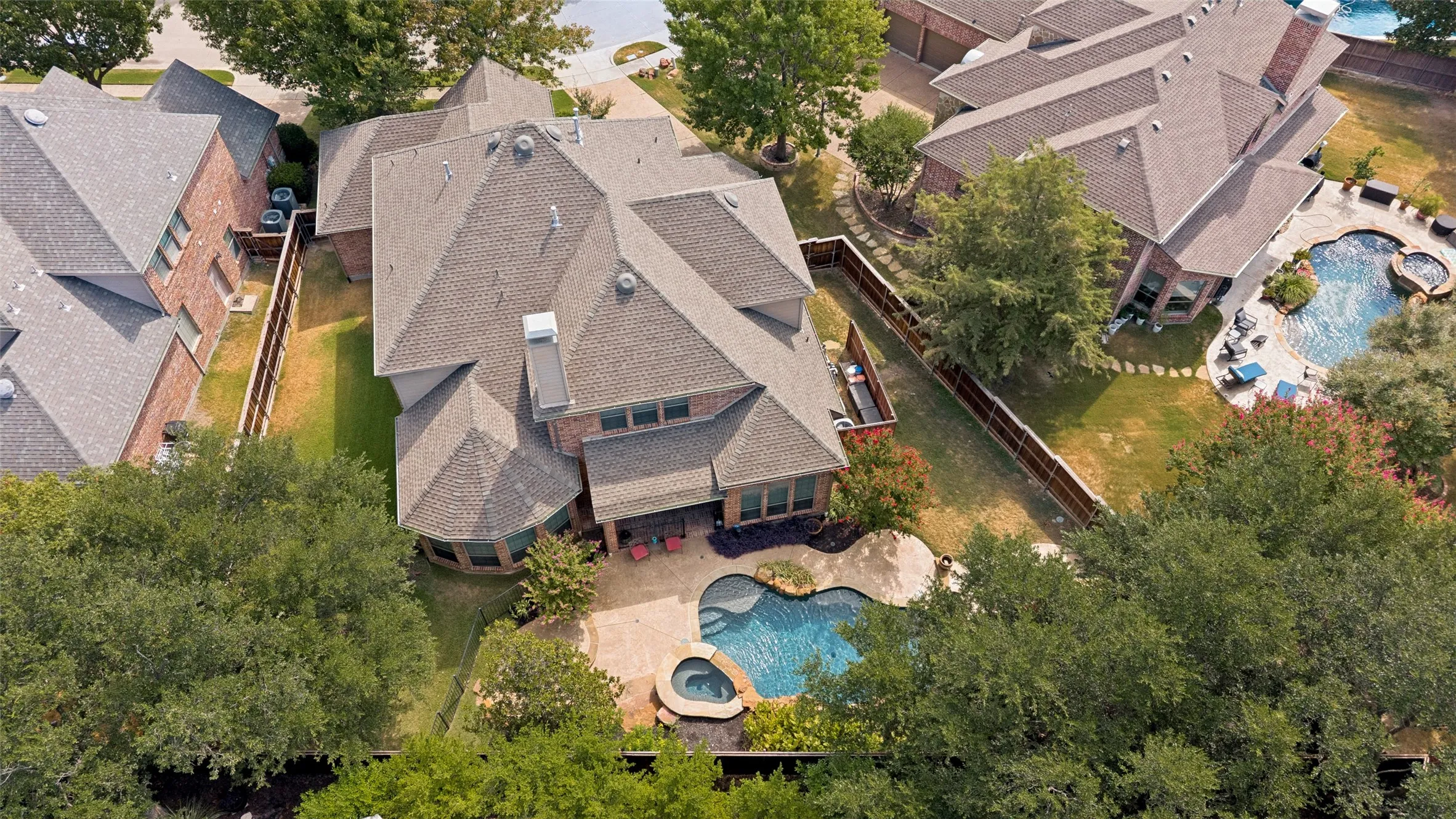 Single Family Residence For Sale in Collin County , 1001 Well Meadow Lane, Mc Kinney, Texas 75071, 5 Bedroom, 4 Bathroom, 3 Garage spaces, 3,848 Sqft, built in 2005, mls#21369157, Real Estate Agent in Mc Kinney, Homes For Sale in Collin county, Homes For Sale in Mc Kinney, Realtor in Mc Kinney Texas, Real Estate Brokerage Independent Realty Texas, Luminita Cordes Realtor
