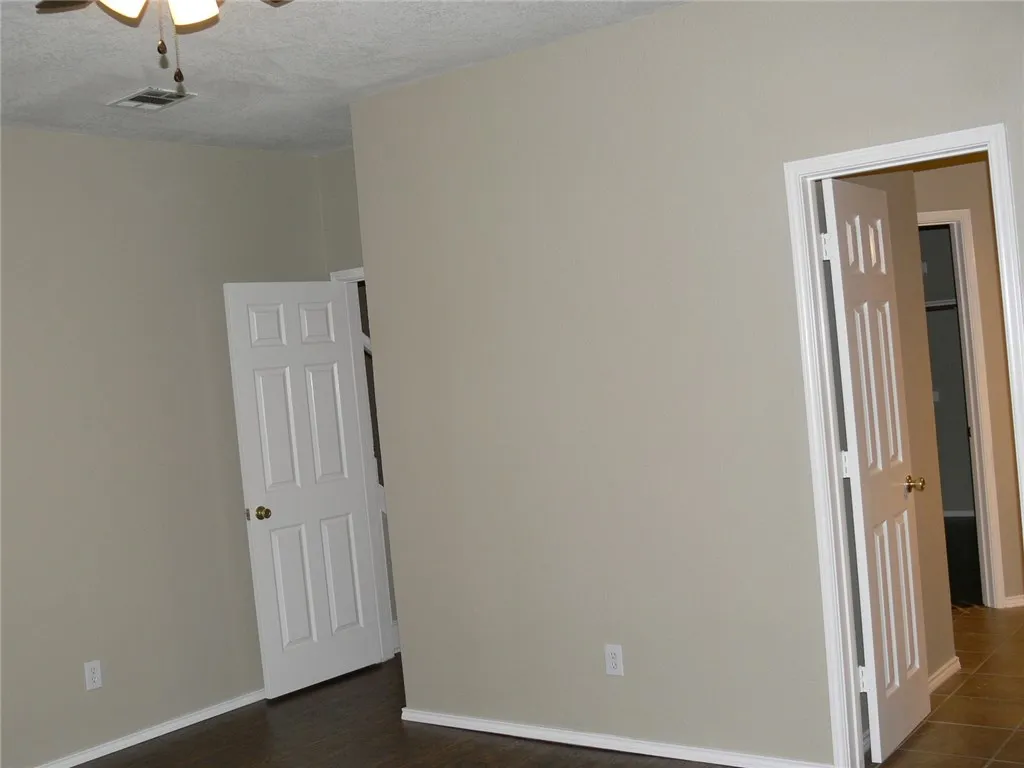 Single Family Residence For Rent in Collin County , 4917 SILVERWEED Drive, Mc Kinney, Texas 75070, 4 Bedroom, 3 Bathroom, 2 Garage spaces, 2,663 Sqft, built in 1999, mls#21371000, Real Estate Agent in Mc Kinney, Homes For Rent in Collin county, Homes For Rent in Mc Kinney, Realtor in Mc Kinney Texas, Real Estate Brokerage Independent Realty Texas, Luminita Cordes Realtor