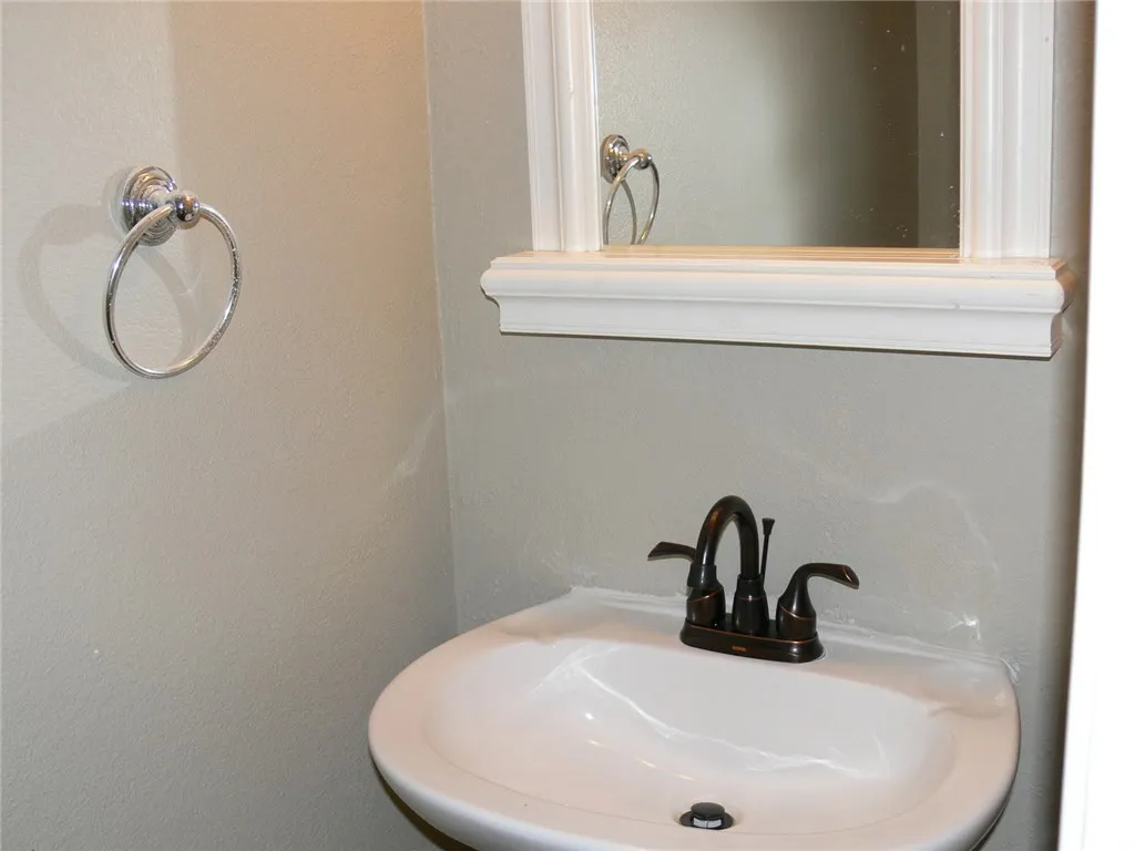Single Family Residence For Rent in Collin County , 4917 SILVERWEED Drive, Mc Kinney, Texas 75070, 4 Bedroom, 3 Bathroom, 2 Garage spaces, 2,663 Sqft, built in 1999, mls#21371000, Real Estate Agent in Mc Kinney, Homes For Rent in Collin county, Homes For Rent in Mc Kinney, Realtor in Mc Kinney Texas, Real Estate Brokerage Independent Realty Texas, Luminita Cordes Realtor
