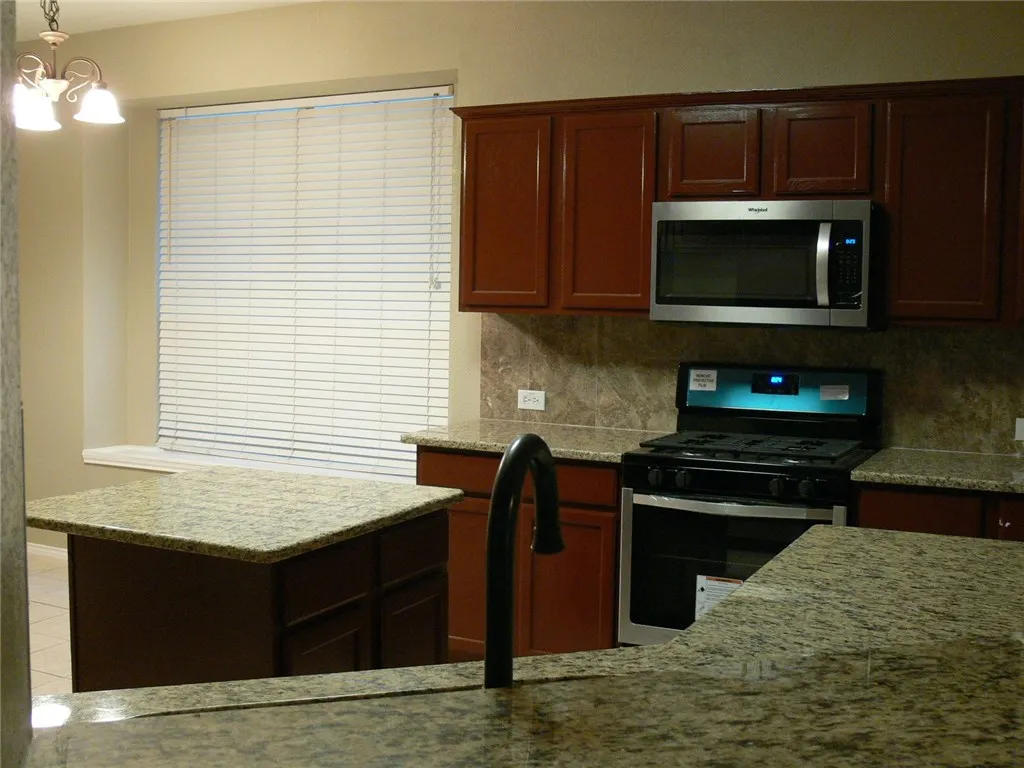Single Family Residence For Rent in Collin County , 4917 SILVERWEED Drive, Mc Kinney, Texas 75070, 4 Bedroom, 3 Bathroom, 2 Garage spaces, 2,663 Sqft, built in 1999, mls#21371000, Real Estate Agent in Mc Kinney, Homes For Rent in Collin county, Homes For Rent in Mc Kinney, Realtor in Mc Kinney Texas, Real Estate Brokerage Independent Realty Texas, Luminita Cordes Realtor