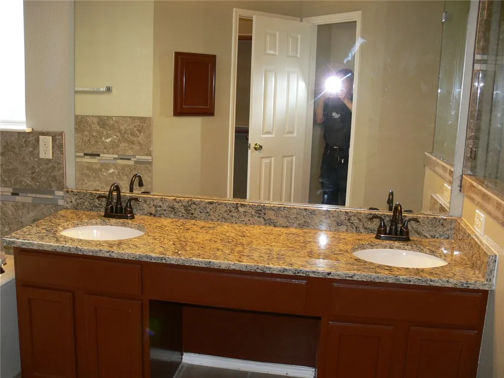 Single Family Residence For Rent in Collin County , 4917 SILVERWEED Drive, Mc Kinney, Texas 75070, 4 Bedroom, 3 Bathroom, 2 Garage spaces, 2,663 Sqft, built in 1999, mls#21371000, Real Estate Agent in Mc Kinney, Homes For Rent in Collin county, Homes For Rent in Mc Kinney, Realtor in Mc Kinney Texas, Real Estate Brokerage Independent Realty Texas, Luminita Cordes Realtor