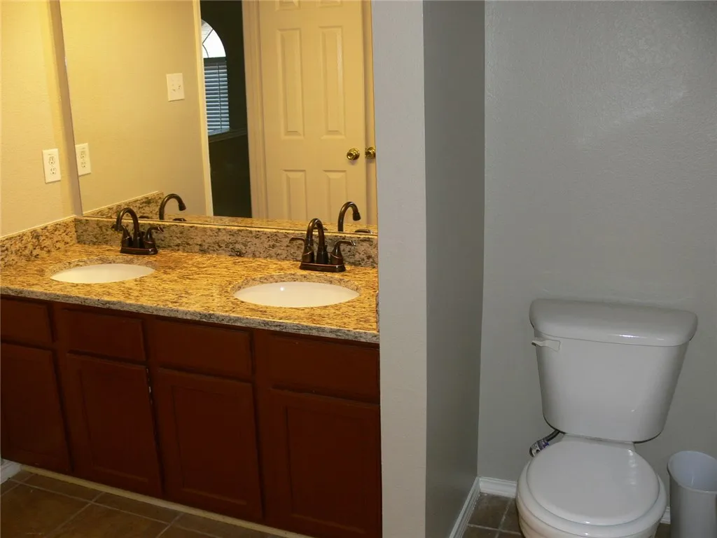 Single Family Residence For Rent in Collin County , 4917 SILVERWEED Drive, Mc Kinney, Texas 75070, 4 Bedroom, 3 Bathroom, 2 Garage spaces, 2,663 Sqft, built in 1999, mls#21371000, Real Estate Agent in Mc Kinney, Homes For Rent in Collin county, Homes For Rent in Mc Kinney, Realtor in Mc Kinney Texas, Real Estate Brokerage Independent Realty Texas, Luminita Cordes Realtor