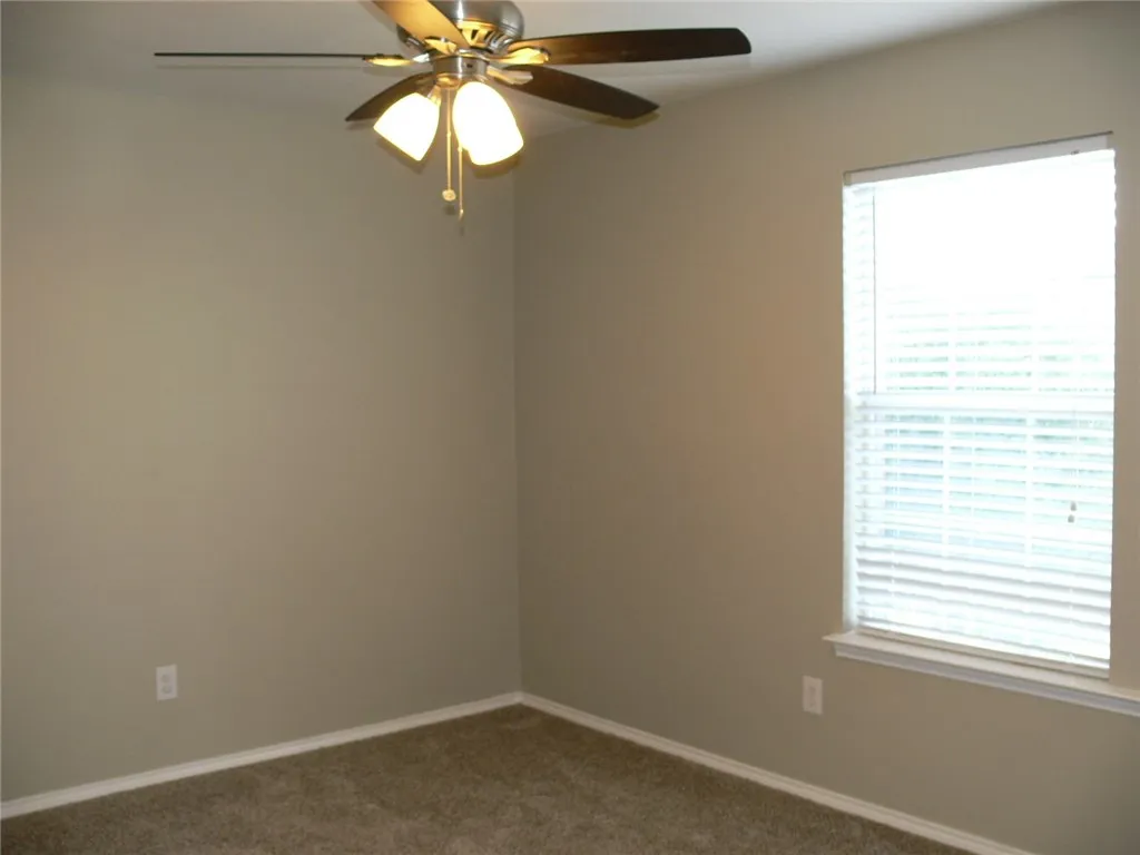Single Family Residence For Rent in Collin County , 4917 SILVERWEED Drive, Mc Kinney, Texas 75070, 4 Bedroom, 3 Bathroom, 2 Garage spaces, 2,663 Sqft, built in 1999, mls#21371000, Real Estate Agent in Mc Kinney, Homes For Rent in Collin county, Homes For Rent in Mc Kinney, Realtor in Mc Kinney Texas, Real Estate Brokerage Independent Realty Texas, Luminita Cordes Realtor