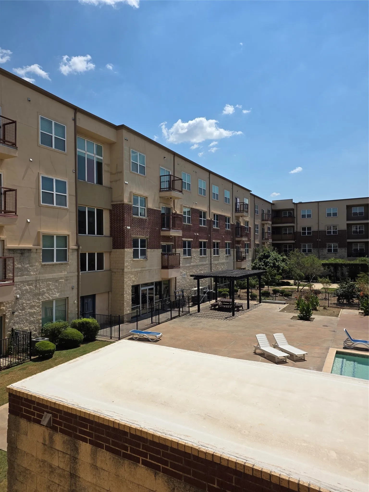 Condominium For Rent in Dallas County , 1100 W Trinity Mills Road 2044, Carrollton, Texas 75006, 2 Bedroom, 2 Bathroom, Garage spaces, 1,295 Sqft, built in 2012, mls#21371002, Real Estate Agent in Carrollton, Homes For Rent in Dallas county, Homes For Rent in Carrollton, Realtor in Carrollton Texas, Real Estate Brokerage Independent Realty Texas, Luminita Cordes Realtor