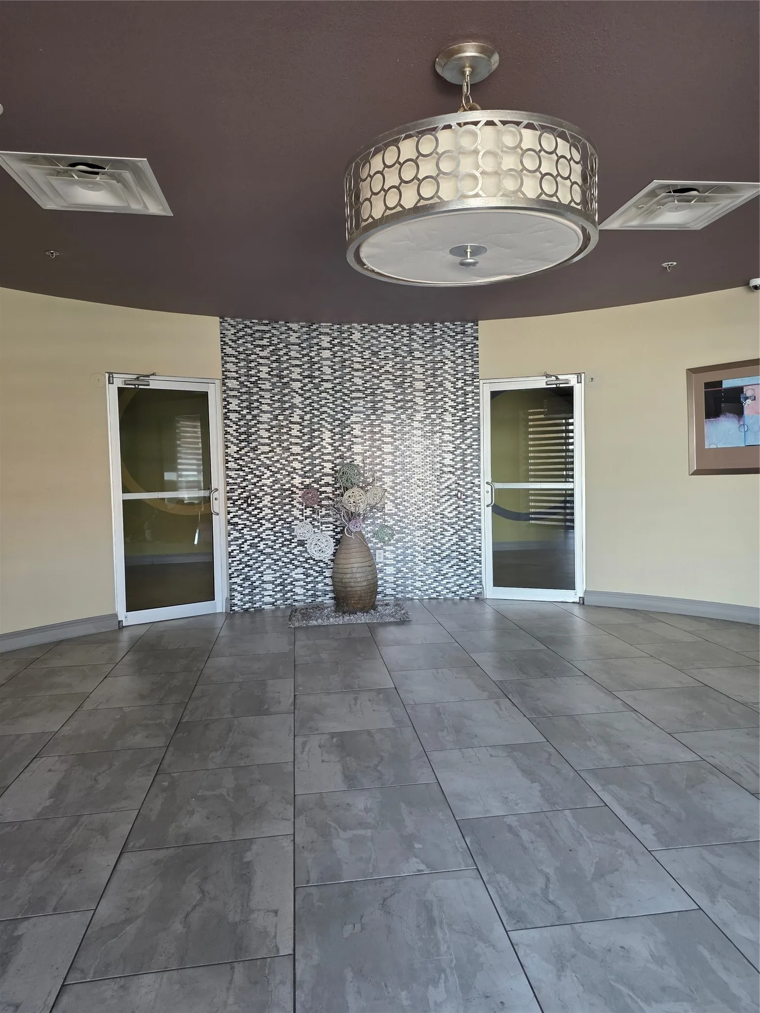 Condominium For Rent in Dallas County , 1100 W Trinity Mills Road 2044, Carrollton, Texas 75006, 2 Bedroom, 2 Bathroom, Garage spaces, 1,295 Sqft, built in 2012, mls#21371002, Real Estate Agent in Carrollton, Homes For Rent in Dallas county, Homes For Rent in Carrollton, Realtor in Carrollton Texas, Real Estate Brokerage Independent Realty Texas, Luminita Cordes Realtor