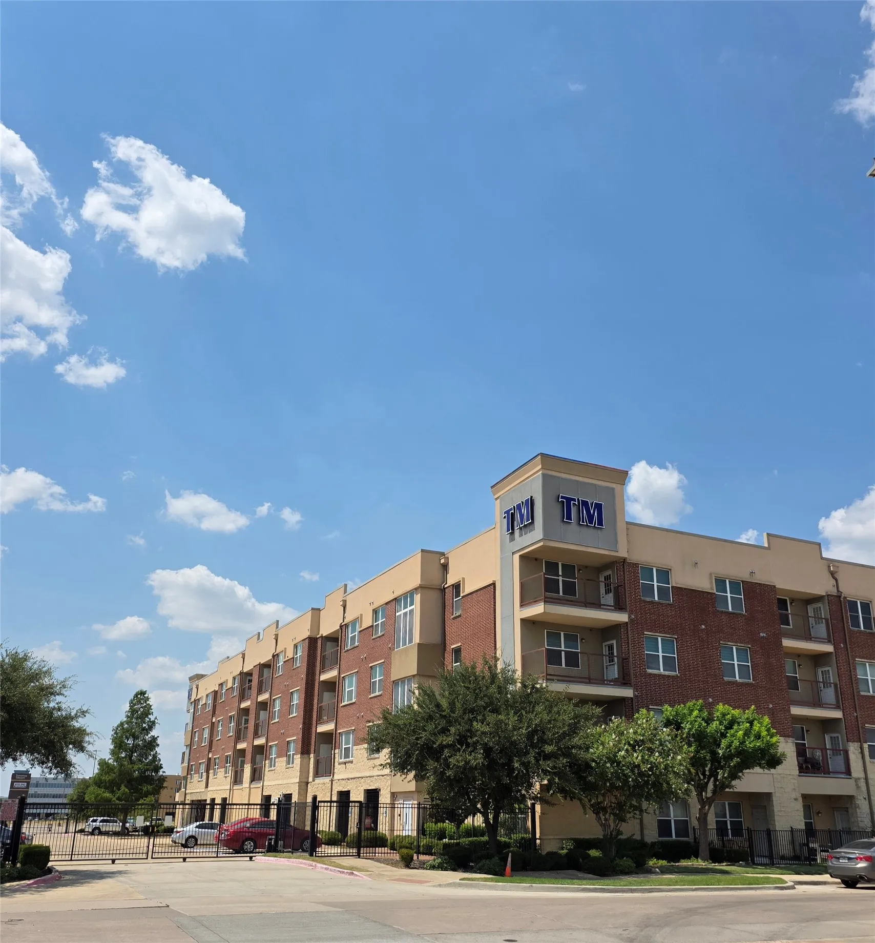 Condominium For Rent in Dallas County , 1100 W Trinity Mills Road 2044, Carrollton, Texas 75006, 2 Bedroom, 2 Bathroom, Garage spaces, 1,295 Sqft, built in 2012, mls#21371002, Real Estate Agent in Carrollton, Homes For Rent in Dallas county, Homes For Rent in Carrollton, Realtor in Carrollton Texas, Real Estate Brokerage Independent Realty Texas, Luminita Cordes Realtor