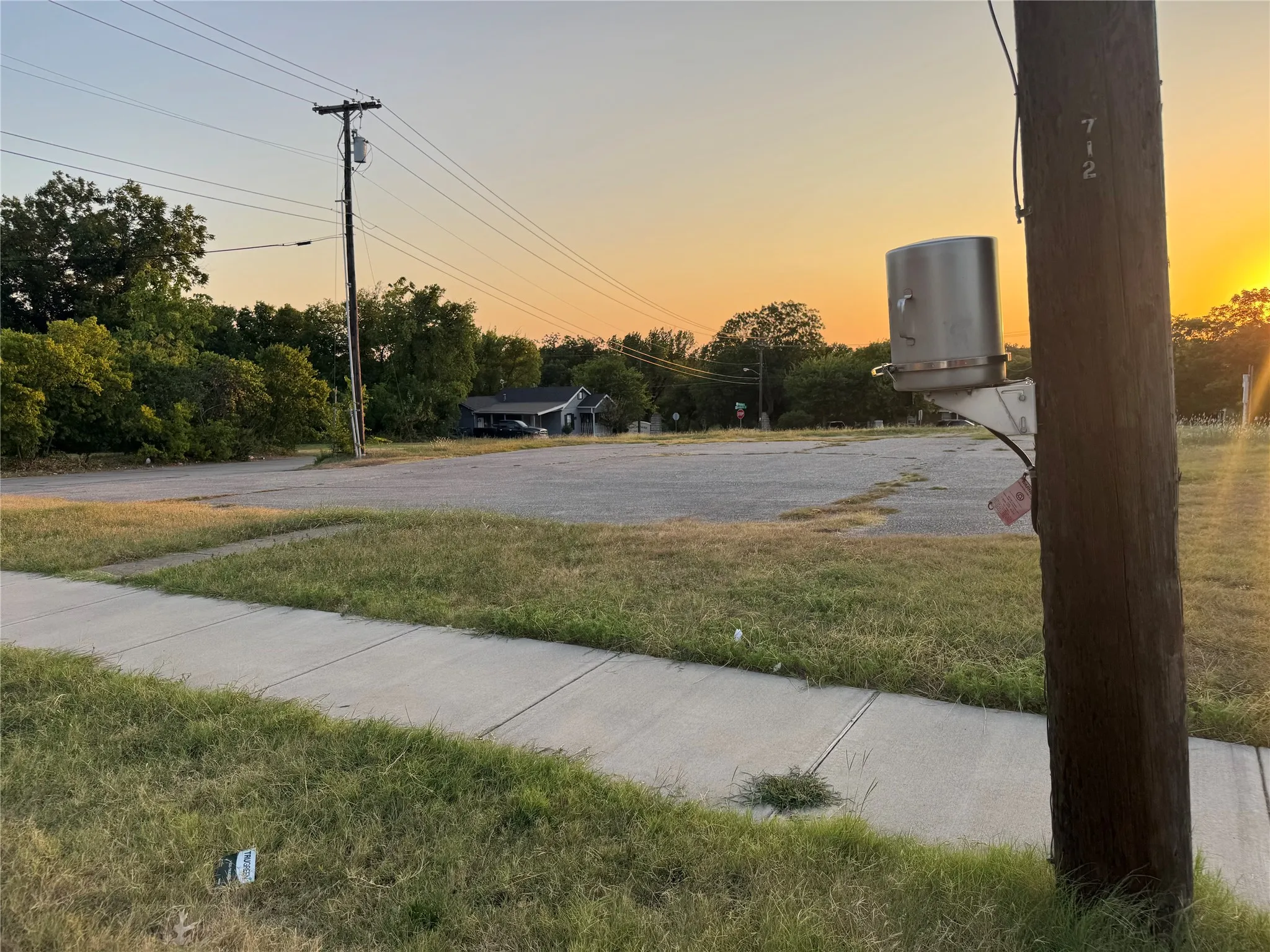 Unimproved Land For Sale in Collin County , 712 S Tennessee Street, Mc Kinney, Texas 75069, 0, 0, Garage spaces, 0 Sqft, built in 0, mls#21362524, Real Estate Agent in Mc Kinney, Homes For Sale in Collin county, Homes For Sale in Mc Kinney, Realtor in Mc Kinney Texas, Real Estate Brokerage Independent Realty Texas, Luminita Cordes Realtor