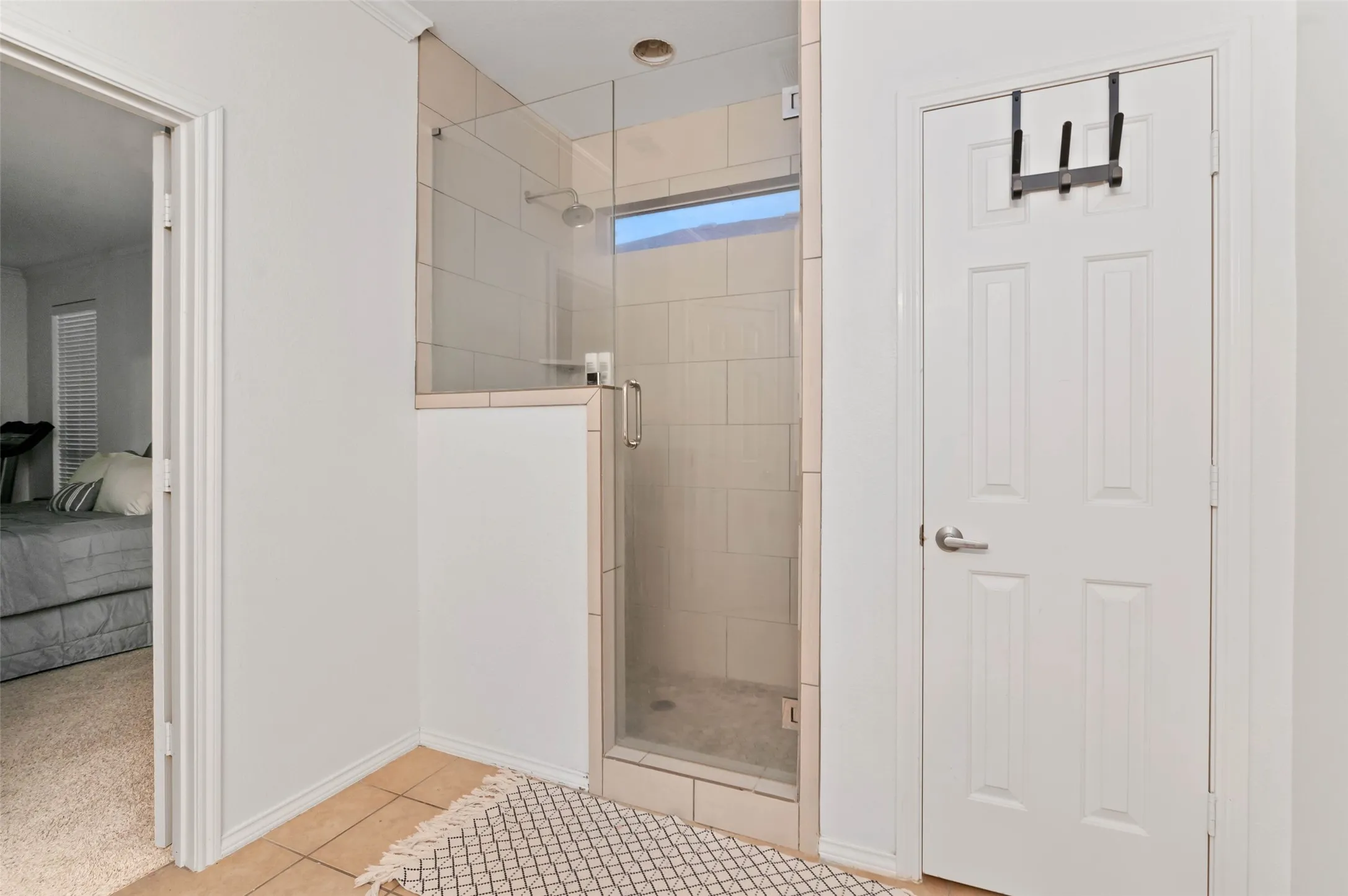 Single Family Residence For Sale in Tarrant County , 672 Rosario Lane, Fort Worth, Texas 76052, 4 Bedroom, 3 Bathroom, 2 Garage spaces, 2,299 Sqft, built in 2006, mls#21362022, Real Estate Agent in Fort Worth, Homes For Sale in Tarrant county, Homes For Sale in Fort Worth, Realtor in Fort Worth Texas, Real Estate Brokerage Independent Realty Texas, Luminita Cordes Realtor
