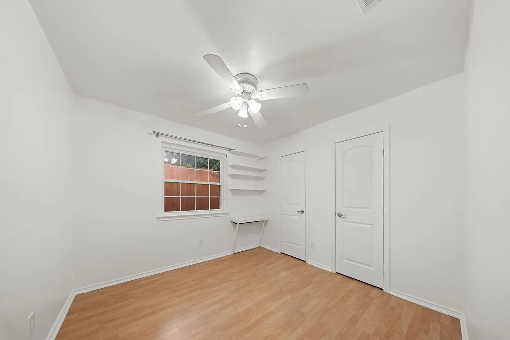 Single Family Residence For Rent in Dallas County , 4952 Hollow Ridge Road, Dallas, Texas 75227, 4 Bedroom, 2 Bathroom, 2 Garage spaces, 1,909 Sqft, built in 1985, mls#21368505, Real Estate Agent in Dallas, Homes For Rent in Dallas county, Homes For Rent in Dallas, Realtor in Dallas Texas, Real Estate Brokerage Independent Realty Texas, Luminita Cordes Realtor