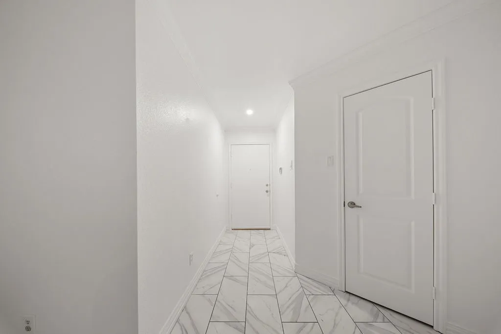 Single Family Residence For Rent in Dallas County , 4952 Hollow Ridge Road, Dallas, Texas 75227, 4 Bedroom, 2 Bathroom, 2 Garage spaces, 1,909 Sqft, built in 1985, mls#21368505, Real Estate Agent in Dallas, Homes For Rent in Dallas county, Homes For Rent in Dallas, Realtor in Dallas Texas, Real Estate Brokerage Independent Realty Texas, Luminita Cordes Realtor