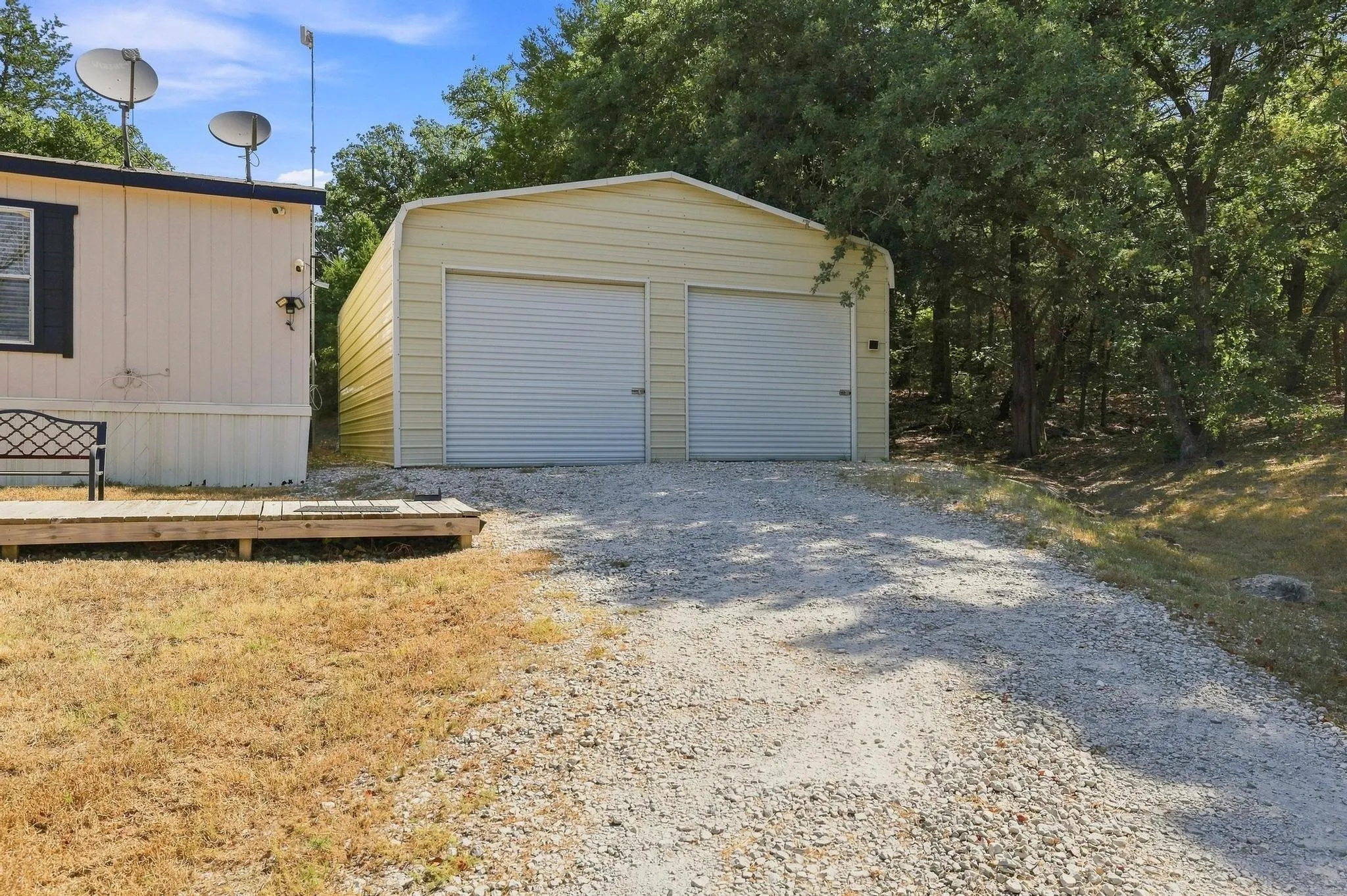 Mobile Home For Sale in Cooke County , 60 County Road 196, Gainesville, Texas 76240, 3 Bedroom, 2 Bathroom, Garage spaces, 1,536 Sqft, built in 2017, mls#21370984, Real Estate Agent in Gainesville, Homes For Sale in Cooke county, Homes For Sale in Gainesville, Realtor in Gainesville Texas, Real Estate Brokerage Independent Realty Texas, Luminita Cordes Realtor