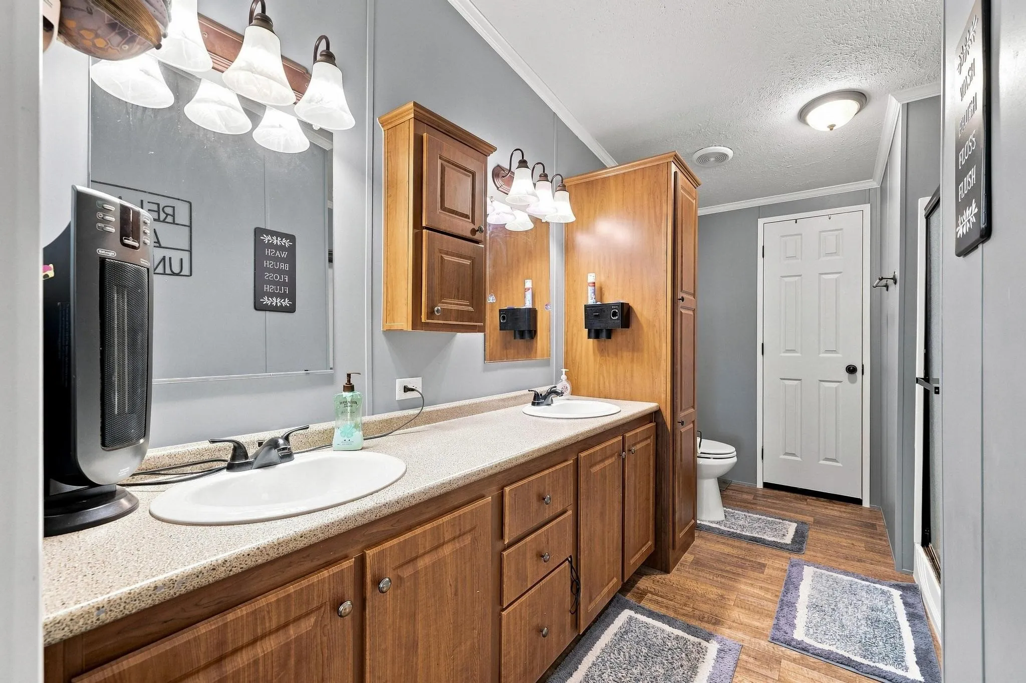 Mobile Home For Sale in Cooke County , 60 County Road 196, Gainesville, Texas 76240, 3 Bedroom, 2 Bathroom, Garage spaces, 1,536 Sqft, built in 2017, mls#21370984, Real Estate Agent in Gainesville, Homes For Sale in Cooke county, Homes For Sale in Gainesville, Realtor in Gainesville Texas, Real Estate Brokerage Independent Realty Texas, Luminita Cordes Realtor