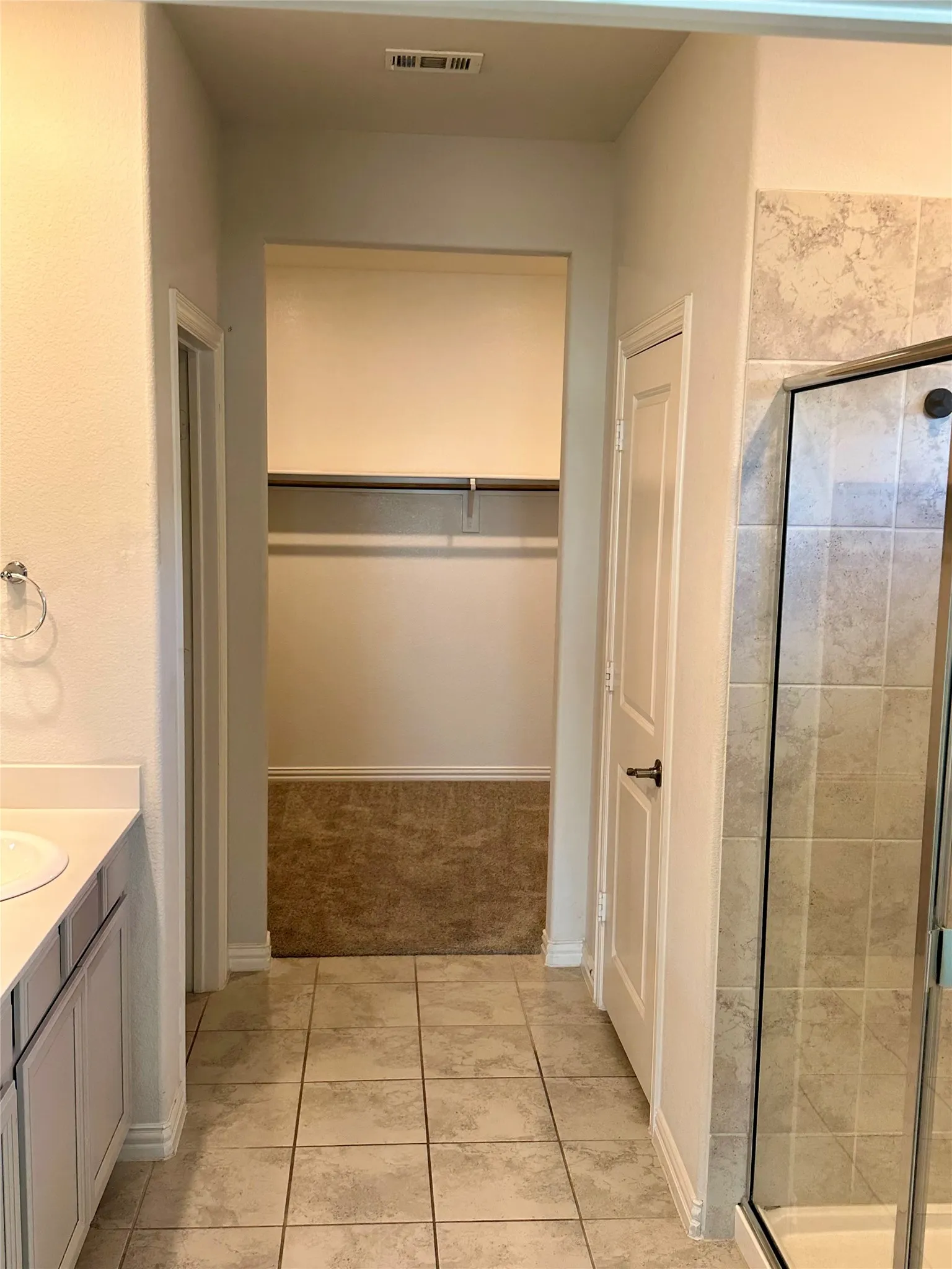 Single Family Residence For Rent in Tarrant County , 10012 Callan Lane, Fort Worth, Texas 76131, 3 Bedroom, 3 Bathroom, 2 Garage spaces, 2,495 Sqft, built in 2020, mls#21370053, Real Estate Agent in Fort Worth, Homes For Rent in Tarrant county, Homes For Rent in Fort Worth, Realtor in Fort Worth Texas, Real Estate Brokerage Independent Realty Texas, Luminita Cordes Realtor
