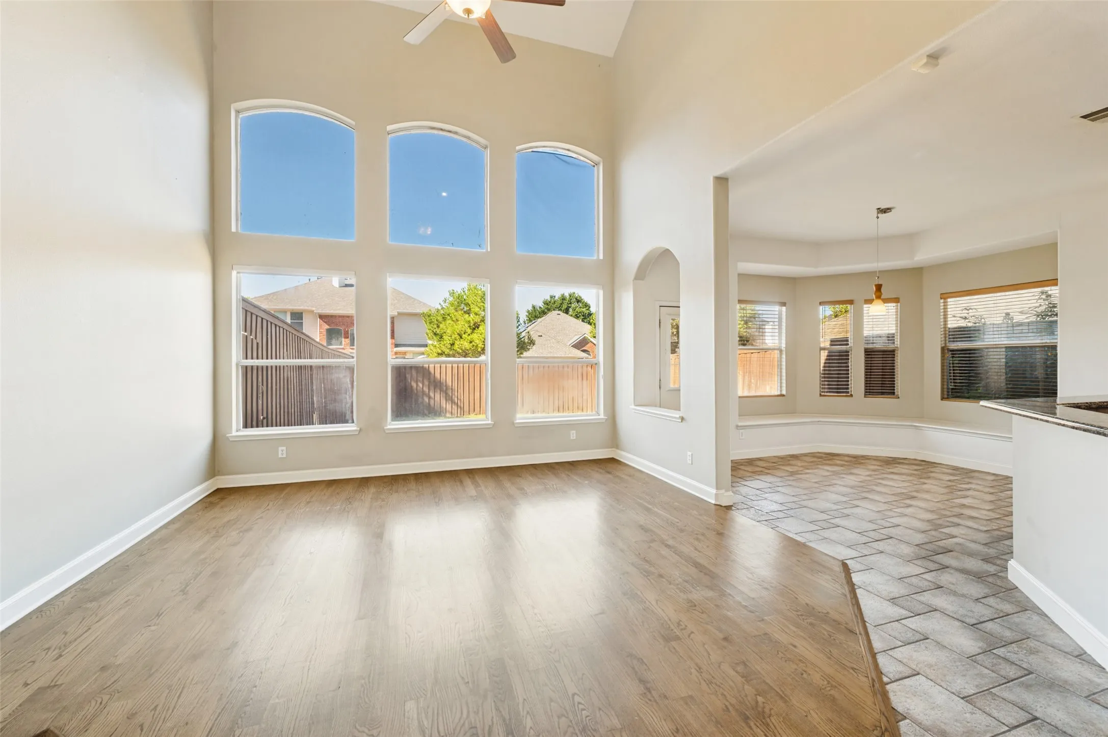 Single Family Residence For Rent in Denton County , 12731 Daimler Drive, Frisco, Texas 75033, 4 Bedroom, 4 Bathroom, 2 Garage spaces, 3,707 Sqft, built in 2002, mls#21370995, Real Estate Agent in Frisco, Homes For Rent in Denton county, Homes For Rent in Frisco, Realtor in Frisco Texas, Real Estate Brokerage Independent Realty Texas, Luminita Cordes Realtor
