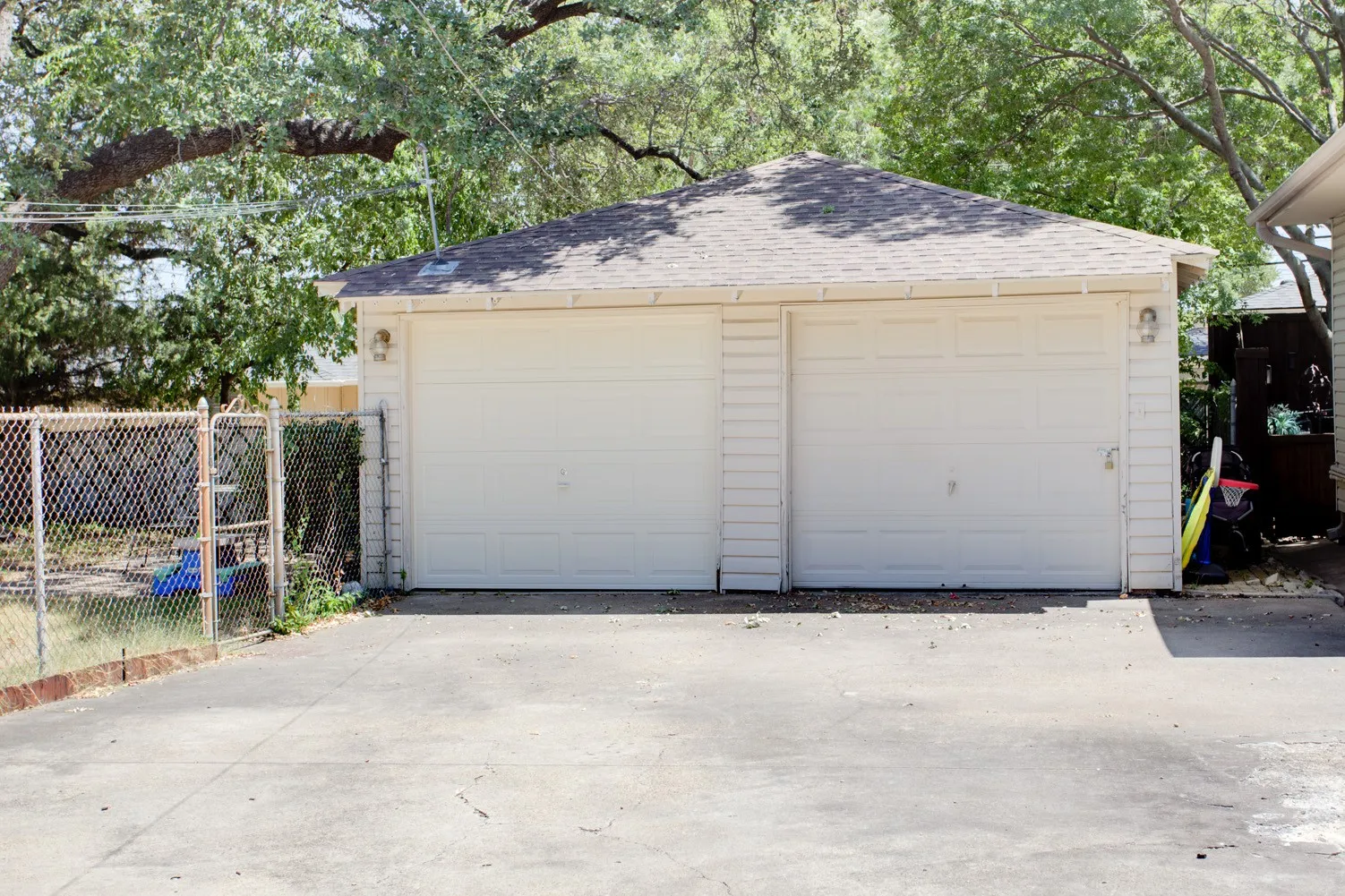 Tenant gets left side of two-car garage