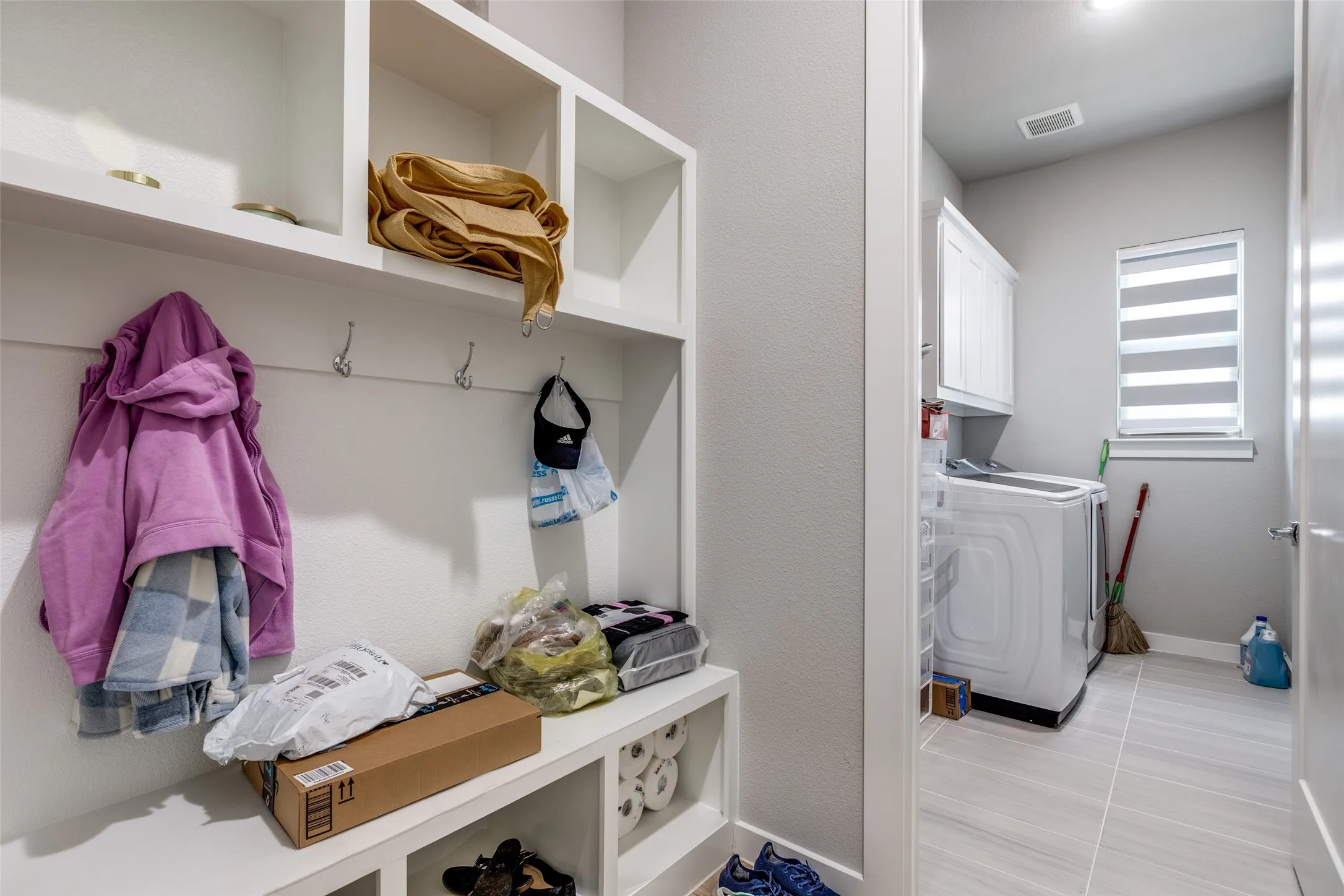 Single Family Residence For Rent in Collin County , 4801 Sagan Drive, Mc Kinney, Texas 75071, 5 Bedroom, 4 Bathroom, 2 Garage spaces, 3,609 Sqft, built in 2023, mls#21371016, Real Estate Agent in Mc Kinney, Homes For Rent in Collin county, Homes For Rent in Mc Kinney, Realtor in Mc Kinney Texas, Real Estate Brokerage Independent Realty Texas, Luminita Cordes Realtor