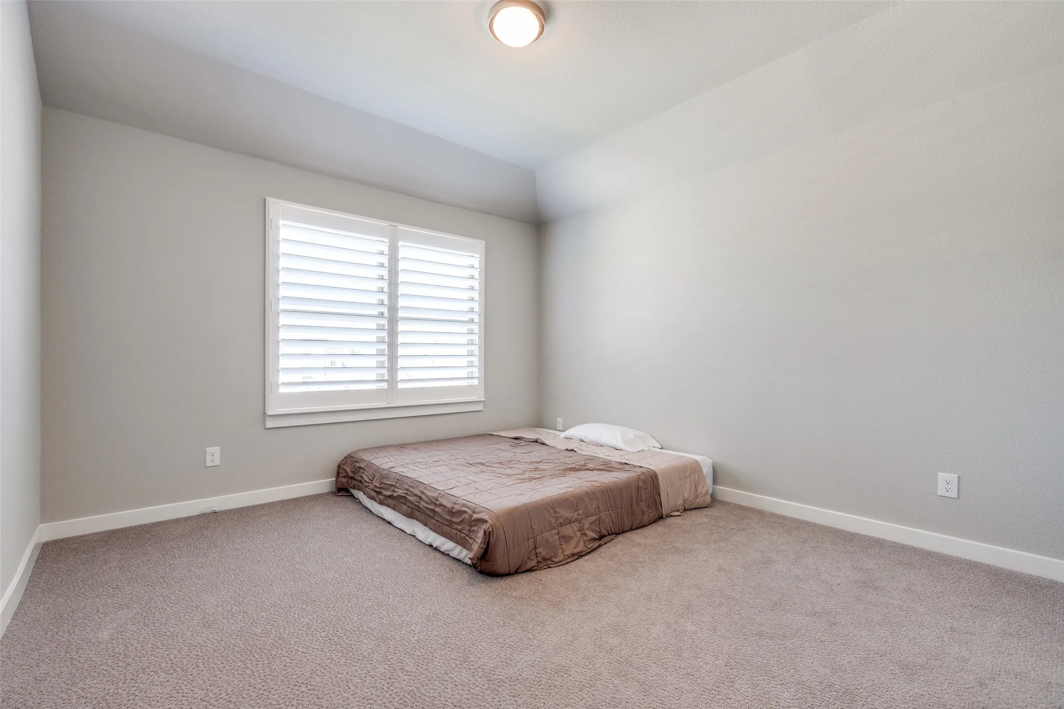 Single Family Residence For Rent in Collin County , 4801 Sagan Drive, Mc Kinney, Texas 75071, 5 Bedroom, 4 Bathroom, 2 Garage spaces, 3,609 Sqft, built in 2023, mls#21371016, Real Estate Agent in Mc Kinney, Homes For Rent in Collin county, Homes For Rent in Mc Kinney, Realtor in Mc Kinney Texas, Real Estate Brokerage Independent Realty Texas, Luminita Cordes Realtor