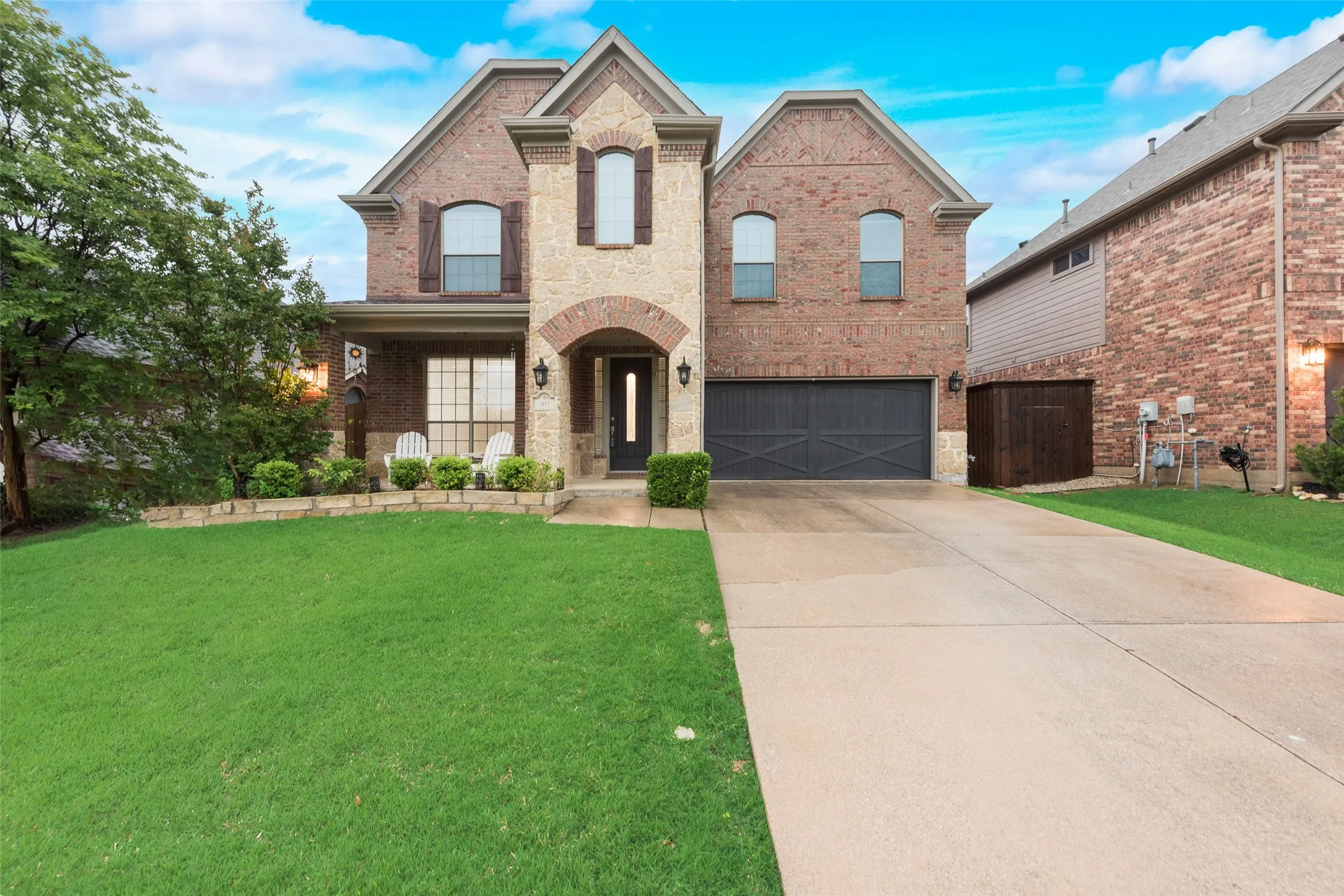 Single Family Residence For Rent in Denton County , 305 Blythe Bridge Drive, Roanoke, Texas 76262, 4 Bedroom, 4 Bathroom, 2 Garage spaces, 4,688 Sqft, built in 2009, mls#21370196, Real Estate Agent in Roanoke, Homes For Rent in Denton county, Homes For Rent in Roanoke, Realtor in Roanoke Texas, Real Estate Brokerage Independent Realty Texas, Luminita Cordes Realtor