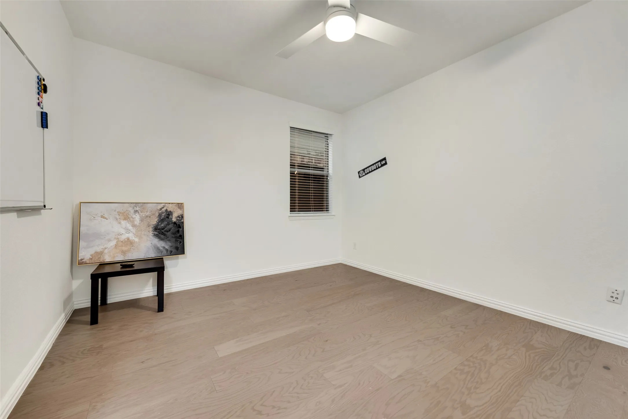 Single Family Residence For Rent in Denton County , 305 Blythe Bridge Drive, Roanoke, Texas 76262, 4 Bedroom, 4 Bathroom, 2 Garage spaces, 4,688 Sqft, built in 2009, mls#21370196, Real Estate Agent in Roanoke, Homes For Rent in Denton county, Homes For Rent in Roanoke, Realtor in Roanoke Texas, Real Estate Brokerage Independent Realty Texas, Luminita Cordes Realtor