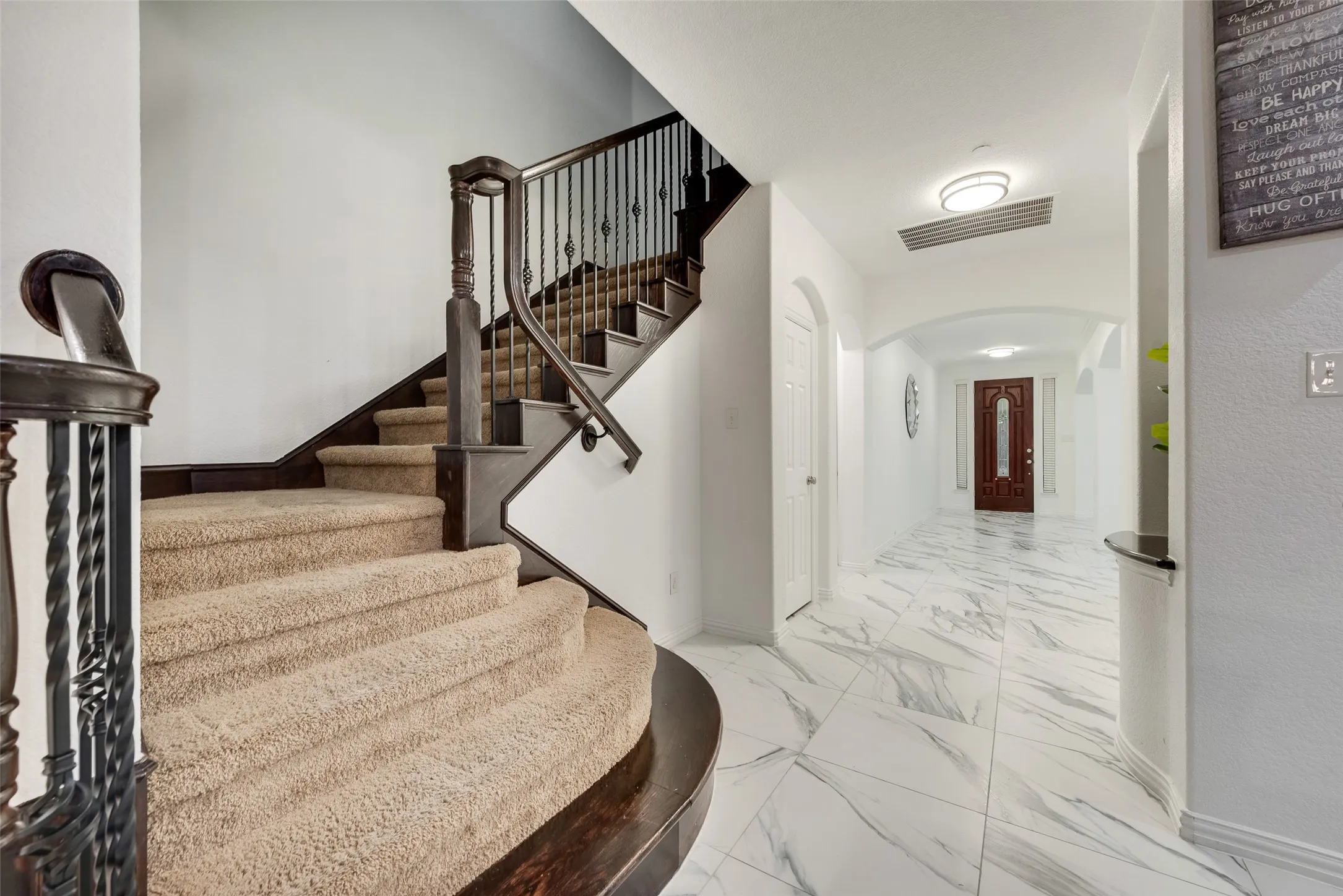 Single Family Residence For Rent in Denton County , 305 Blythe Bridge Drive, Roanoke, Texas 76262, 4 Bedroom, 4 Bathroom, 2 Garage spaces, 4,688 Sqft, built in 2009, mls#21370196, Real Estate Agent in Roanoke, Homes For Rent in Denton county, Homes For Rent in Roanoke, Realtor in Roanoke Texas, Real Estate Brokerage Independent Realty Texas, Luminita Cordes Realtor