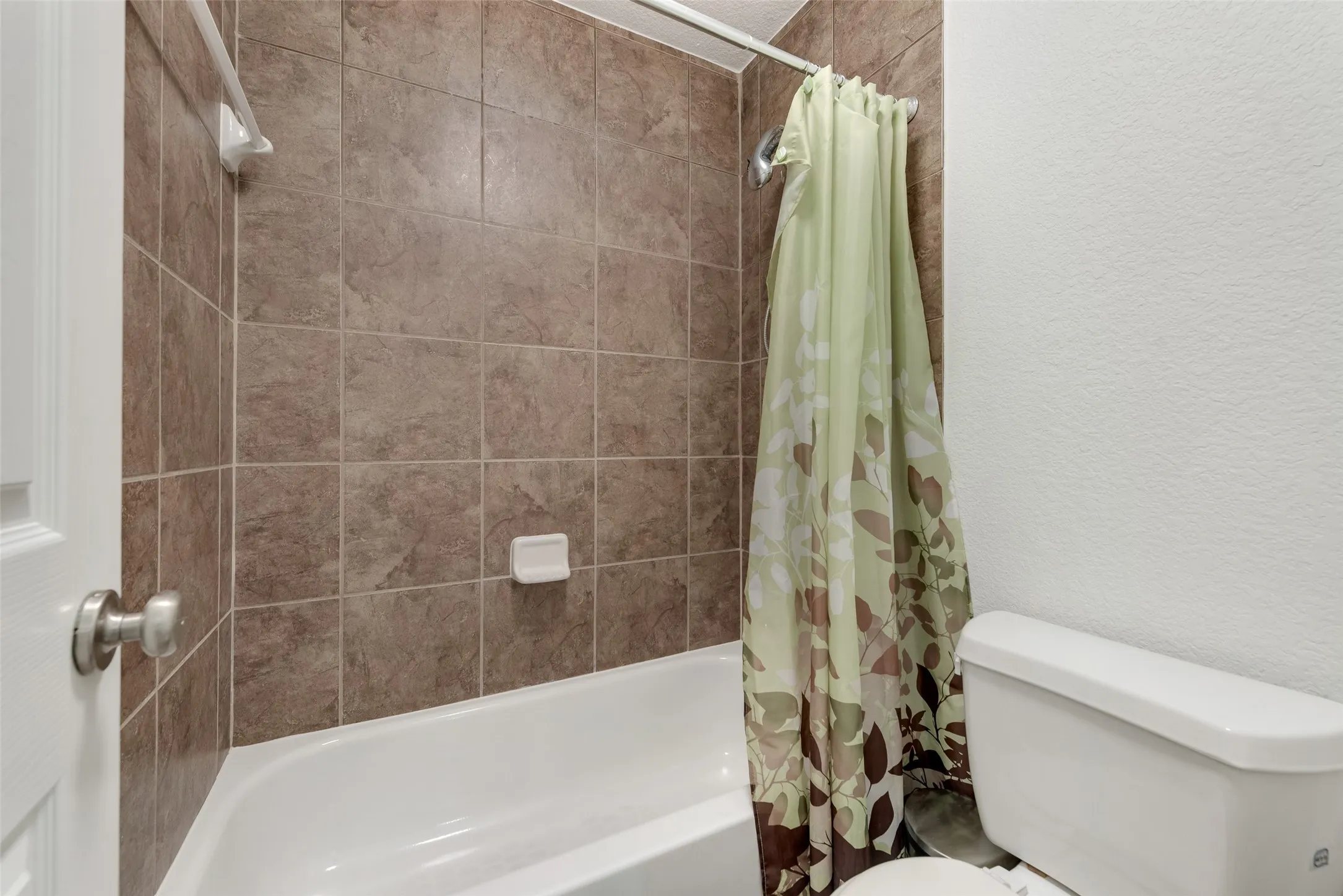 Single Family Residence For Rent in Denton County , 305 Blythe Bridge Drive, Roanoke, Texas 76262, 4 Bedroom, 4 Bathroom, 2 Garage spaces, 4,688 Sqft, built in 2009, mls#21370196, Real Estate Agent in Roanoke, Homes For Rent in Denton county, Homes For Rent in Roanoke, Realtor in Roanoke Texas, Real Estate Brokerage Independent Realty Texas, Luminita Cordes Realtor