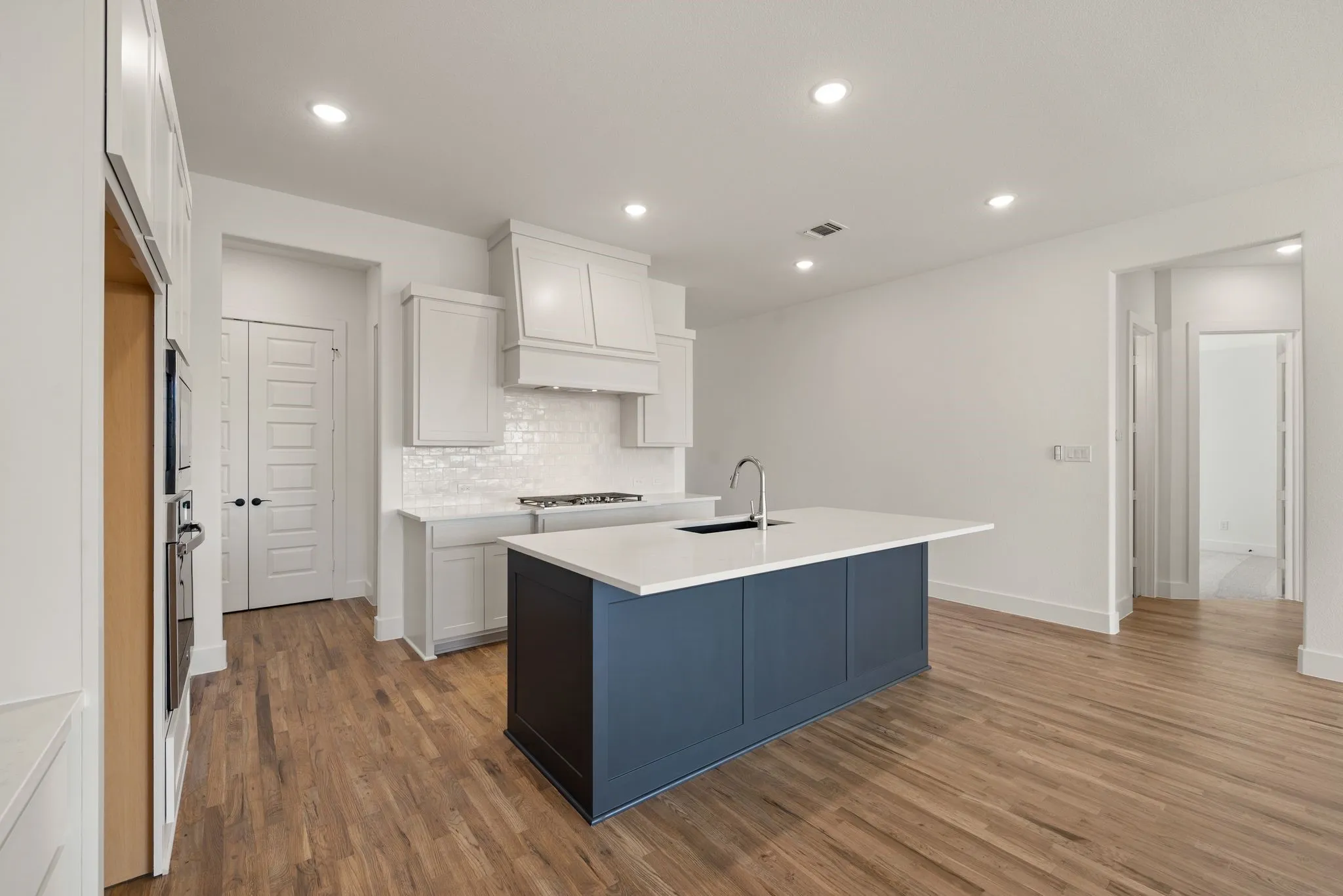 Single Family Residence For Sale in Wise County , 167 Springfield Street, New Fairview, Texas 76078, 4 Bedroom, 3 Bathroom, 3 Garage spaces, 2,663 Sqft, built in 2026, mls#21371022, Real Estate Agent in New Fairview, Homes For Sale in Wise county, Homes For Sale in New Fairview, Realtor in New Fairview Texas, Real Estate Brokerage Independent Realty Texas, Luminita Cordes Realtor