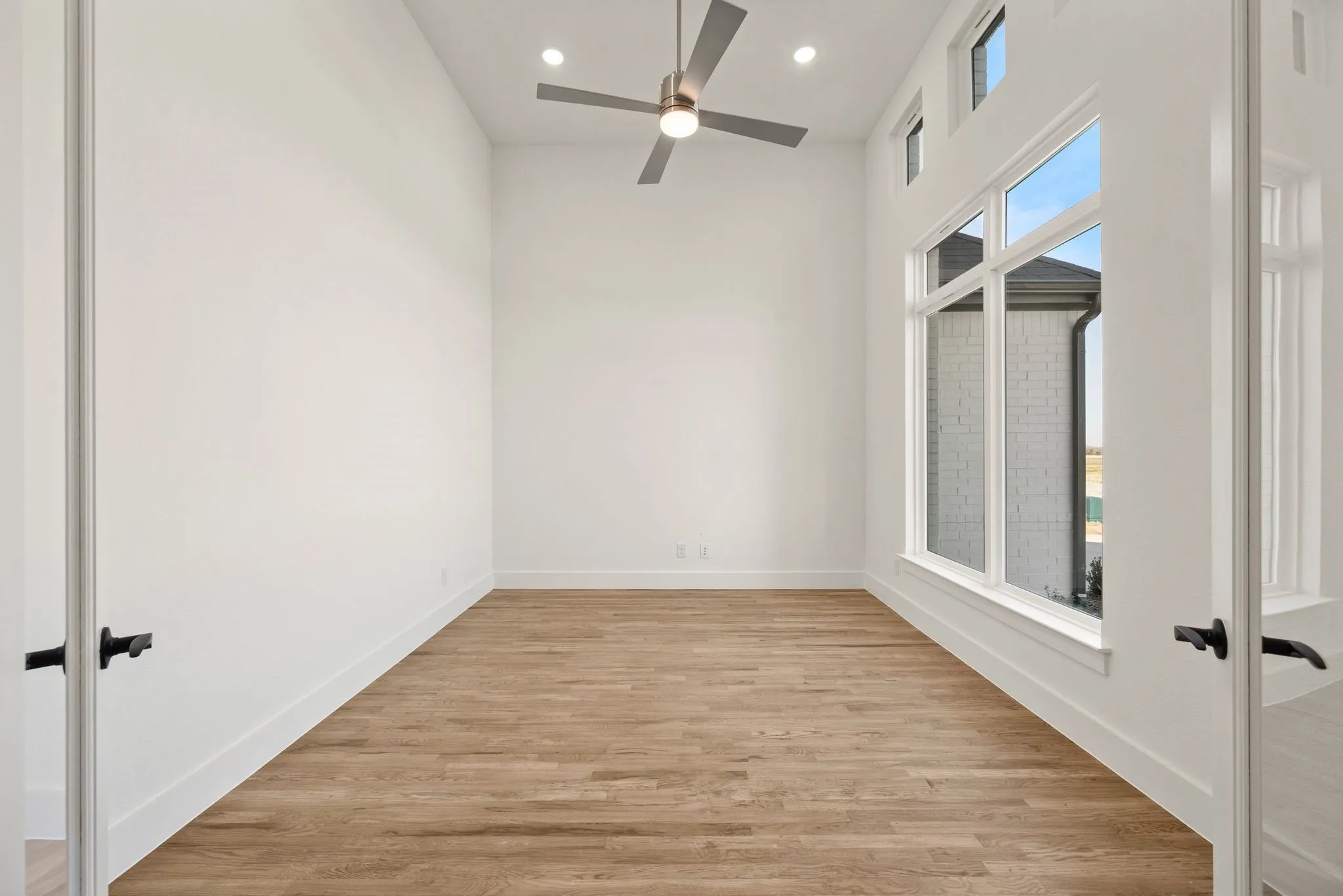 Single Family Residence For Sale in Wise County , 167 Springfield Street, New Fairview, Texas 76078, 4 Bedroom, 3 Bathroom, 3 Garage spaces, 2,663 Sqft, built in 2026, mls#21371022, Real Estate Agent in New Fairview, Homes For Sale in Wise county, Homes For Sale in New Fairview, Realtor in New Fairview Texas, Real Estate Brokerage Independent Realty Texas, Luminita Cordes Realtor