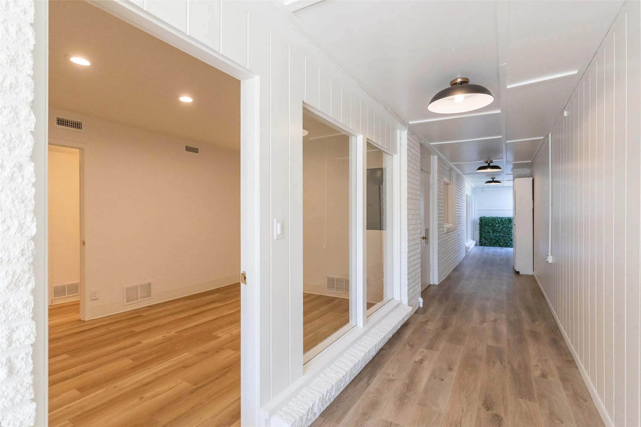 Office For Rent in Taylor County , 1311 Hickory Street, Abilene, Texas 79601, 0, 0, Garage spaces, 0 Sqft, built in 1956, mls#21371014, Real Estate Agent in Abilene, Homes For Rent in Taylor county, Homes For Rent in Abilene, Realtor in Abilene Texas, Real Estate Brokerage Independent Realty Texas, Luminita Cordes Realtor