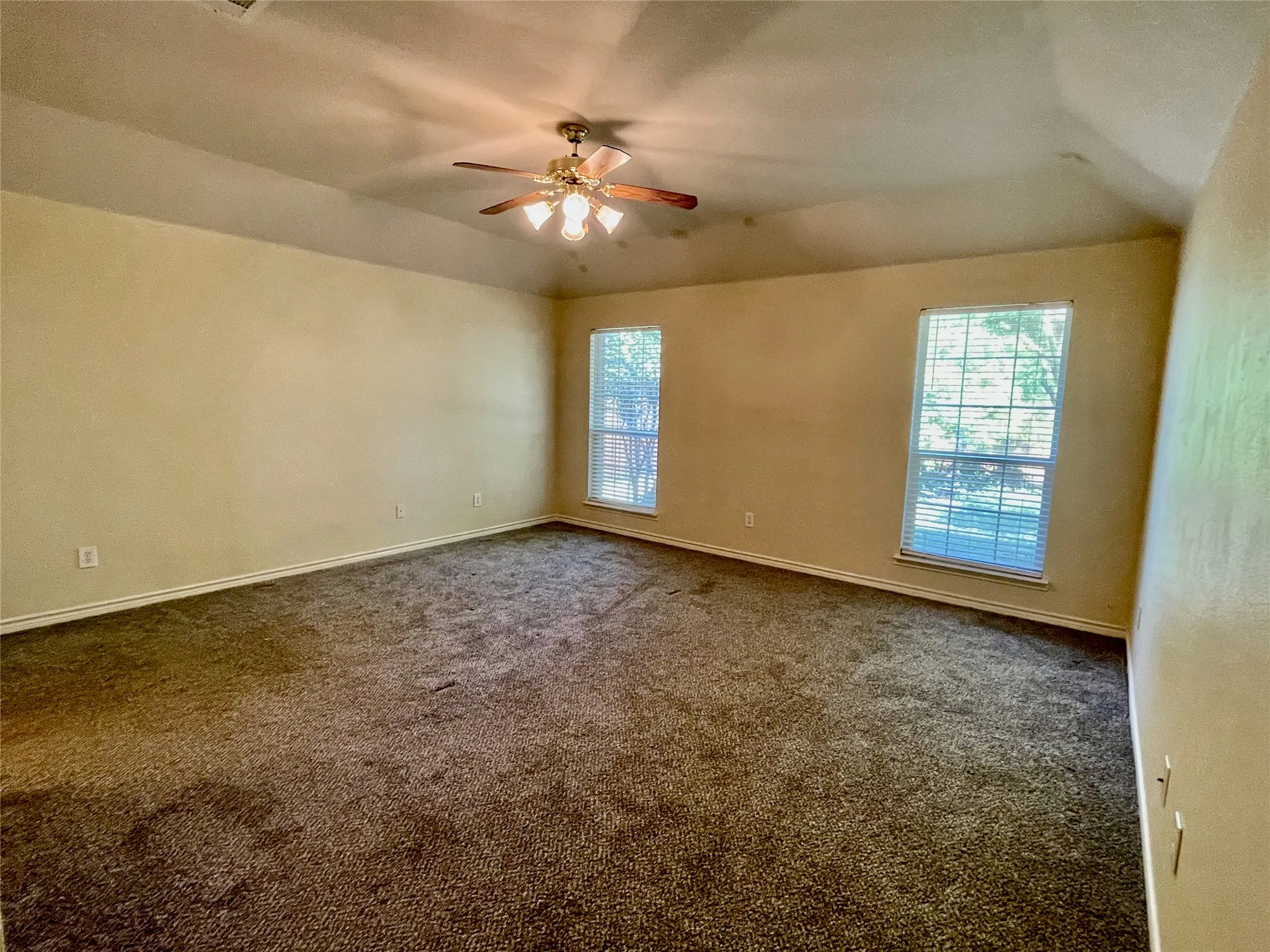 Single Family Residence For Rent in Collin County , 1425 Landsford Drive, Allen, Texas 75013, 4 Bedroom, 3 Bathroom, 2 Garage spaces, 2,375 Sqft, built in 2001, mls#21371026, Real Estate Agent in Allen, Homes For Rent in Collin county, Homes For Rent in Allen, Realtor in Allen Texas, Real Estate Brokerage Independent Realty Texas, Luminita Cordes Realtor