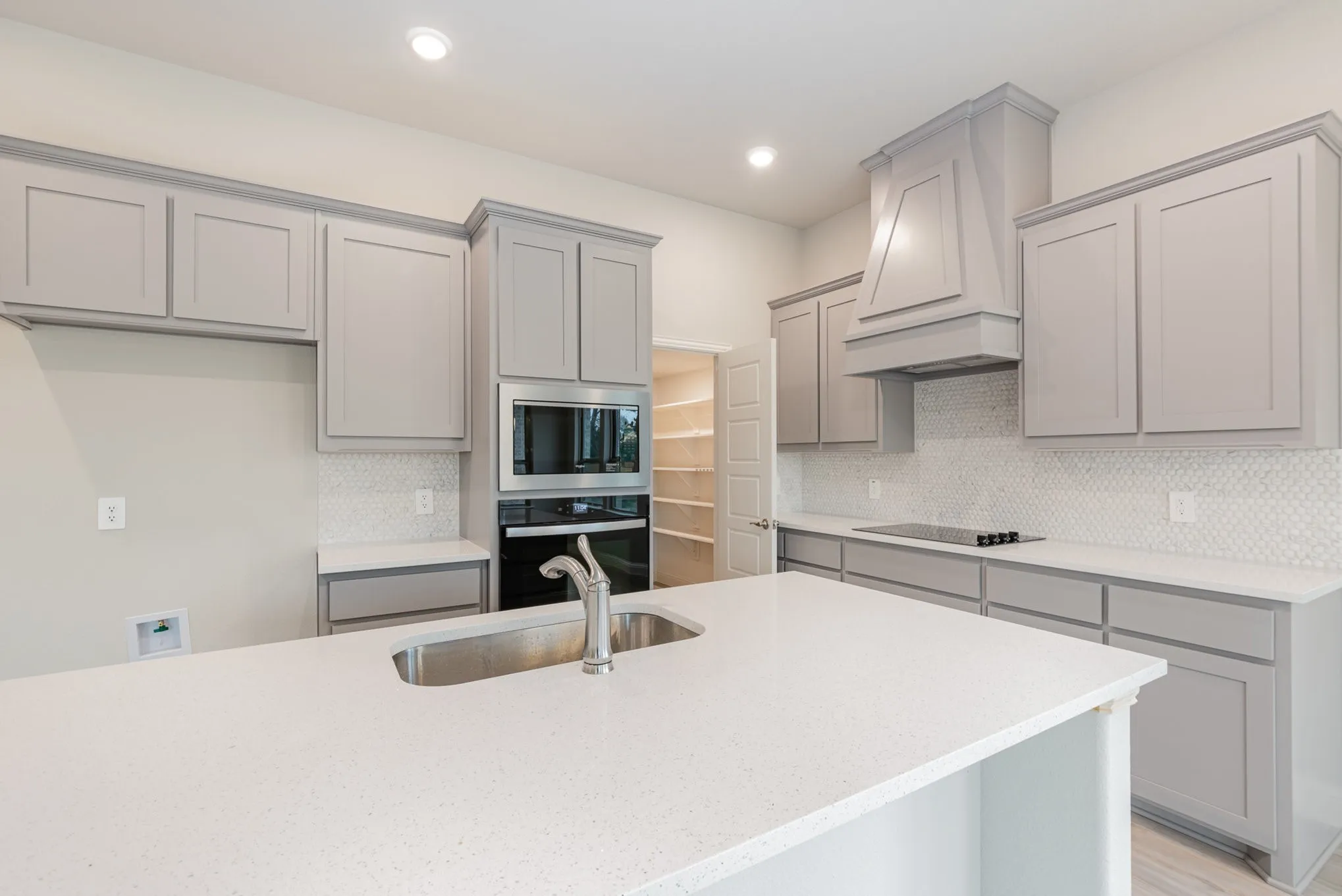 Single Family Residence For Rent in Dallas County , 1019 Ella Drive, De Soto, Texas 75115, 5 Bedroom, 3 Bathroom, 2 Garage spaces, 2,625 Sqft, built in 2025, mls#21371028, Real Estate Agent in De Soto, Homes For Rent in Dallas county, Homes For Rent in De Soto, Realtor in De Soto Texas, Real Estate Brokerage Independent Realty Texas, Luminita Cordes Realtor