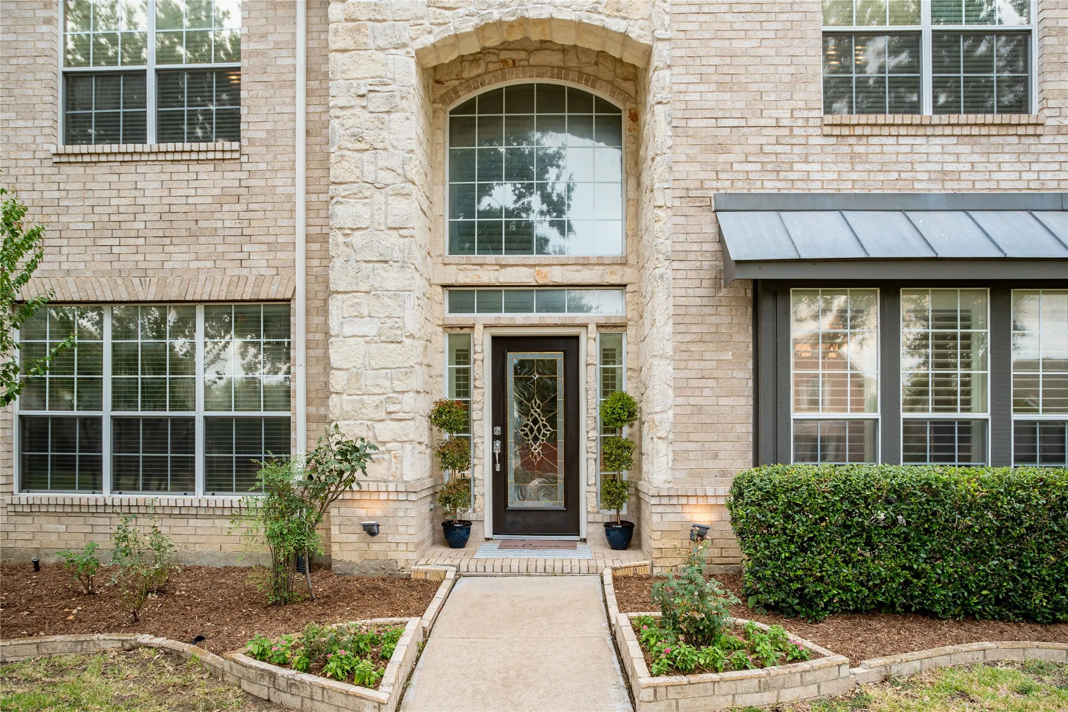 Single Family Residence For Sale in Dallas County , 3414 Chapelwood Drive, Sunnyvale, Texas 75182, 4 Bedroom, 3 Bathroom, 2 Garage spaces, 3,424 Sqft, built in 1999, mls#21370162, Real Estate Agent in Sunnyvale, Homes For Sale in Dallas county, Homes For Sale in Sunnyvale, Realtor in Sunnyvale Texas, Real Estate Brokerage Independent Realty Texas, Luminita Cordes Realtor