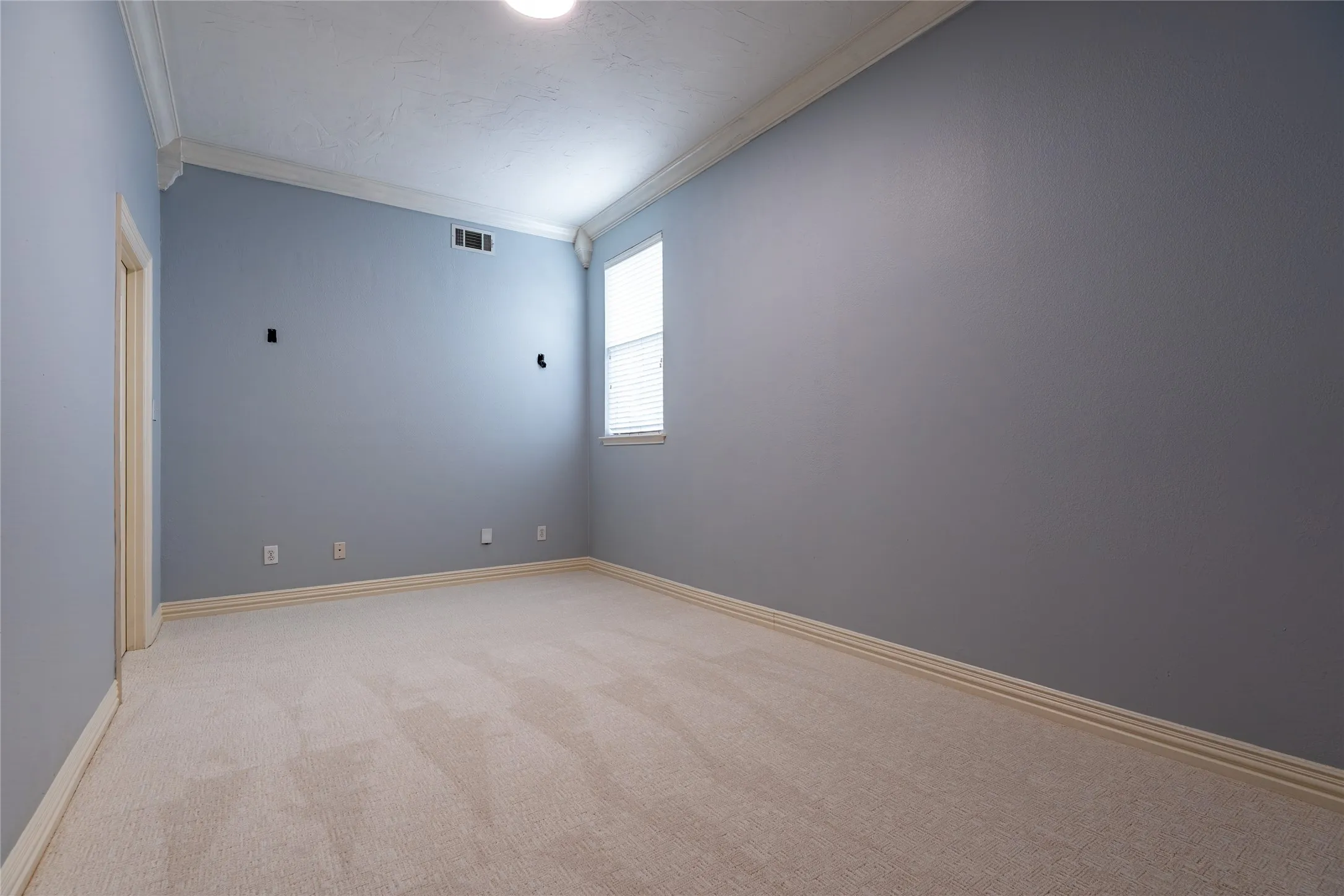 Single Family Residence For Sale in Dallas County , 3414 Chapelwood Drive, Sunnyvale, Texas 75182, 4 Bedroom, 3 Bathroom, 2 Garage spaces, 3,424 Sqft, built in 1999, mls#21370162, Real Estate Agent in Sunnyvale, Homes For Sale in Dallas county, Homes For Sale in Sunnyvale, Realtor in Sunnyvale Texas, Real Estate Brokerage Independent Realty Texas, Luminita Cordes Realtor