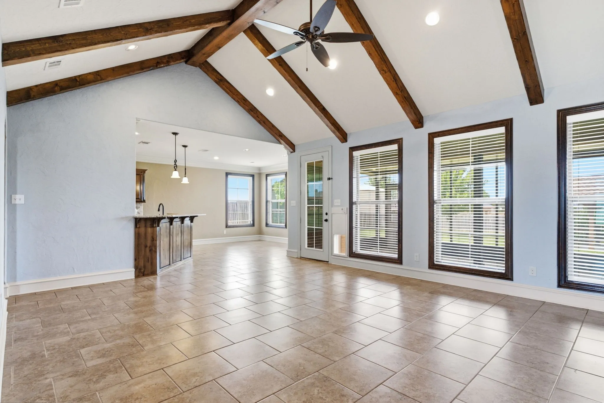 Single Family Residence For Sale in Cherokee County , 295 Kwando Lane, Bullard, Texas 75757, 3 Bedroom, 2 Bathroom, 2 Garage spaces, 2,326 Sqft, built in 2011, mls#21357787, Real Estate Agent in Bullard, Homes For Sale in Cherokee county, Homes For Sale in Bullard, Realtor in Bullard Texas, Real Estate Brokerage Independent Realty Texas, Luminita Cordes Realtor