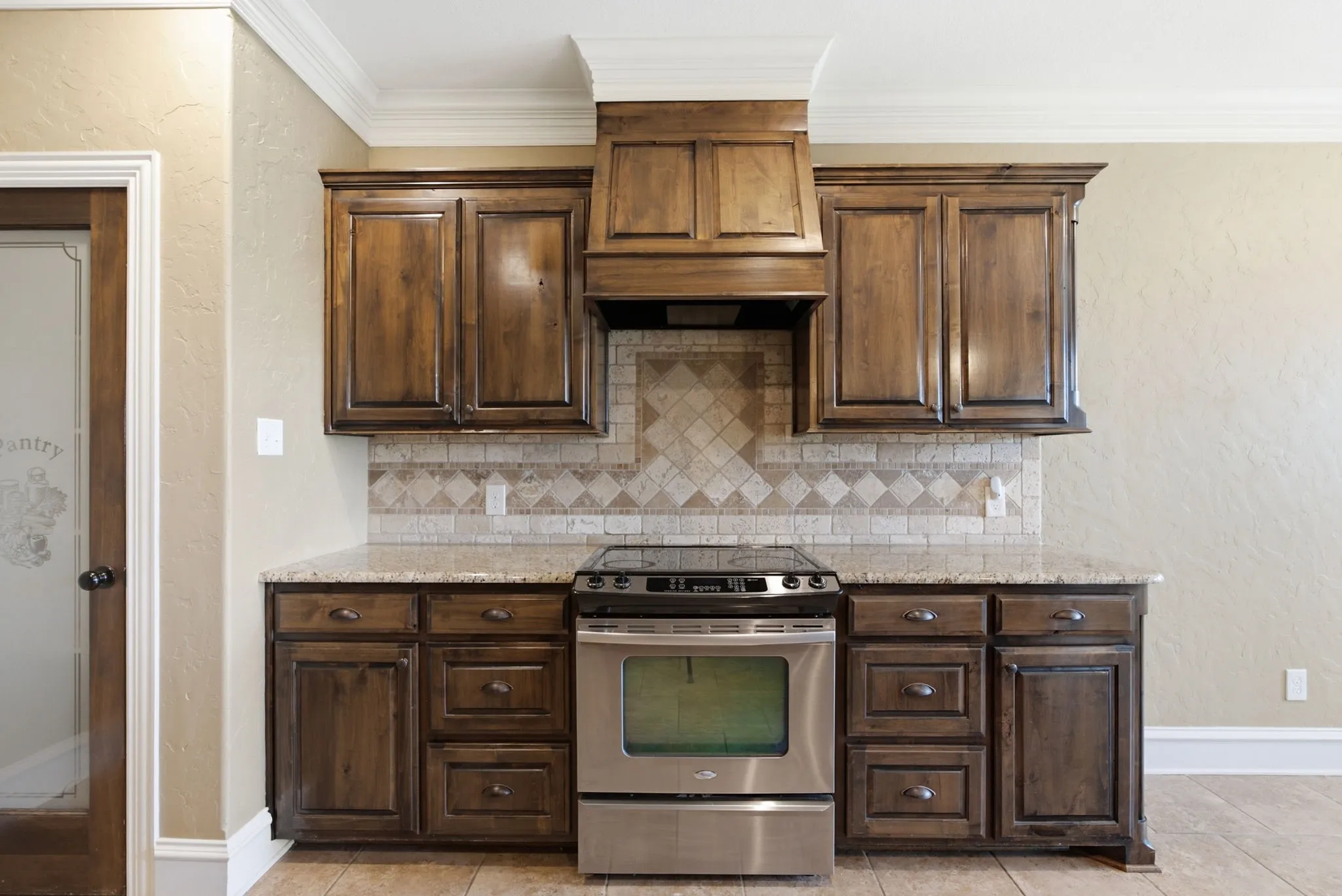 Single Family Residence For Sale in Cherokee County , 295 Kwando Lane, Bullard, Texas 75757, 3 Bedroom, 2 Bathroom, 2 Garage spaces, 2,326 Sqft, built in 2011, mls#21357787, Real Estate Agent in Bullard, Homes For Sale in Cherokee county, Homes For Sale in Bullard, Realtor in Bullard Texas, Real Estate Brokerage Independent Realty Texas, Luminita Cordes Realtor