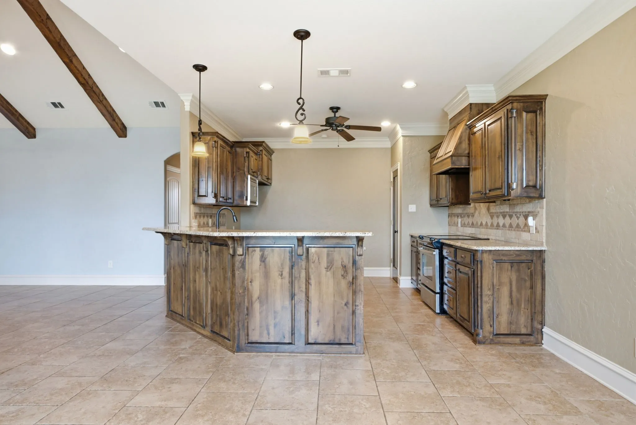 Single Family Residence For Sale in Cherokee County , 295 Kwando Lane, Bullard, Texas 75757, 3 Bedroom, 2 Bathroom, 2 Garage spaces, 2,326 Sqft, built in 2011, mls#21357787, Real Estate Agent in Bullard, Homes For Sale in Cherokee county, Homes For Sale in Bullard, Realtor in Bullard Texas, Real Estate Brokerage Independent Realty Texas, Luminita Cordes Realtor