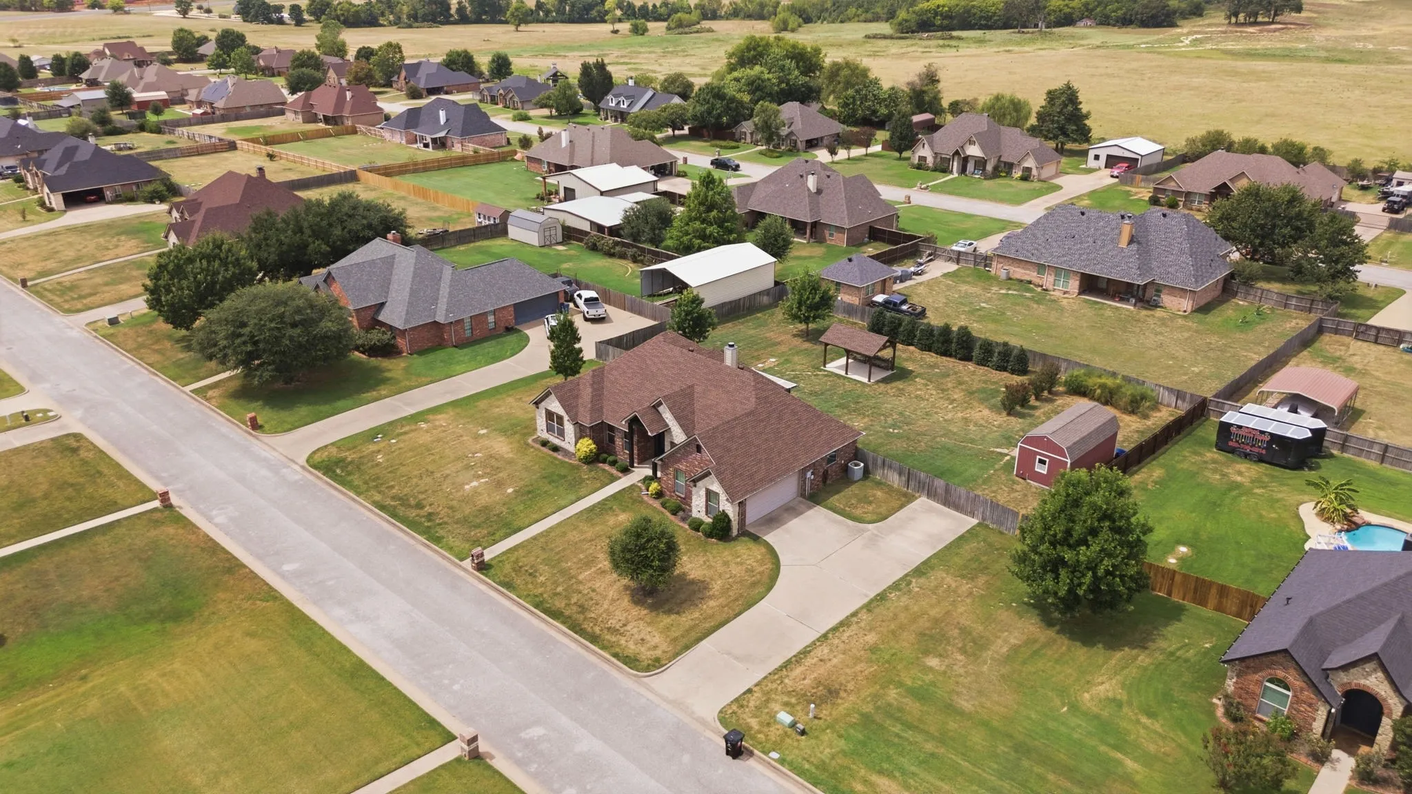 Single Family Residence For Sale in Cherokee County , 295 Kwando Lane, Bullard, Texas 75757, 3 Bedroom, 2 Bathroom, 2 Garage spaces, 2,326 Sqft, built in 2011, mls#21357787, Real Estate Agent in Bullard, Homes For Sale in Cherokee county, Homes For Sale in Bullard, Realtor in Bullard Texas, Real Estate Brokerage Independent Realty Texas, Luminita Cordes Realtor